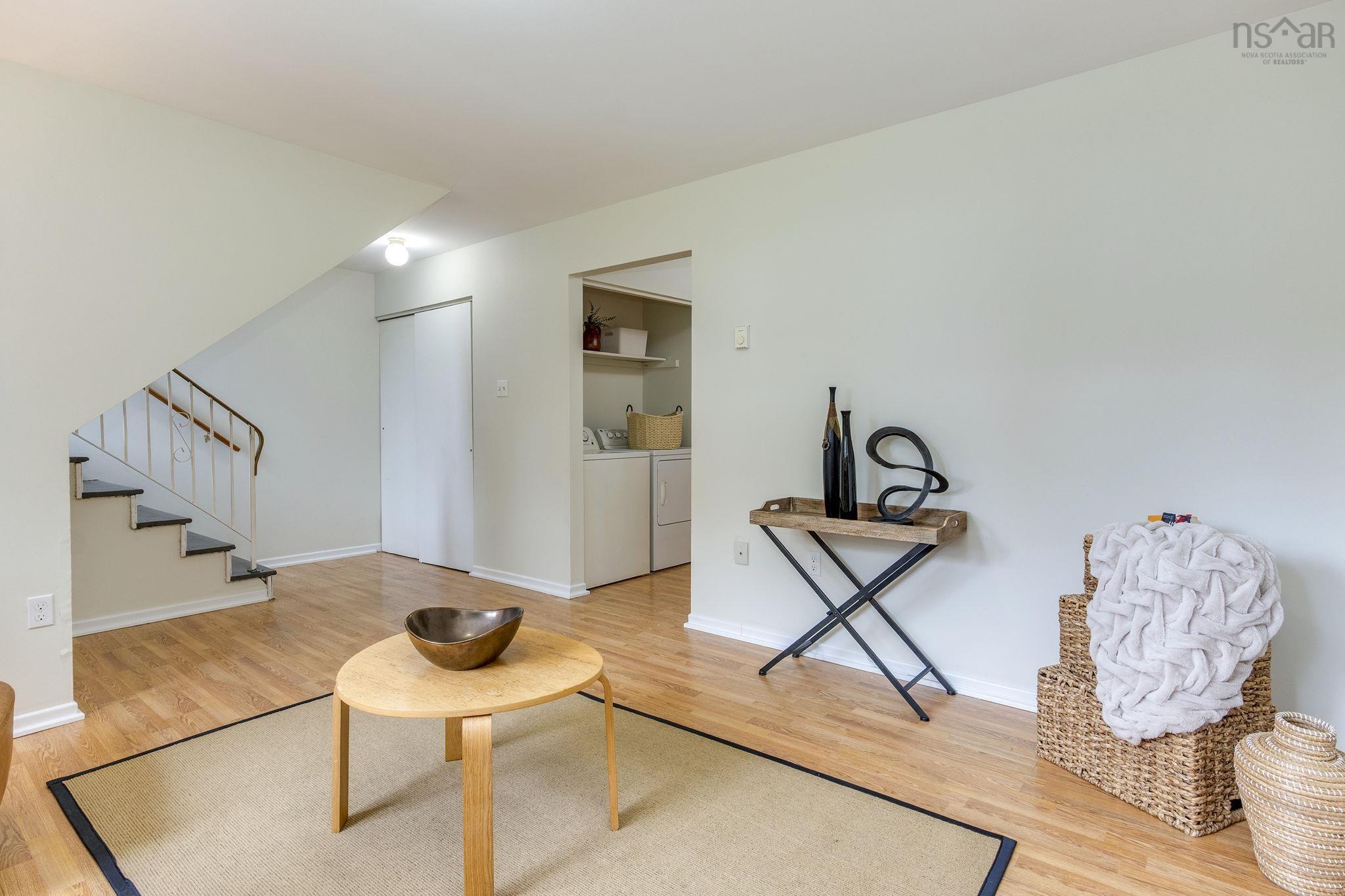 View image 17