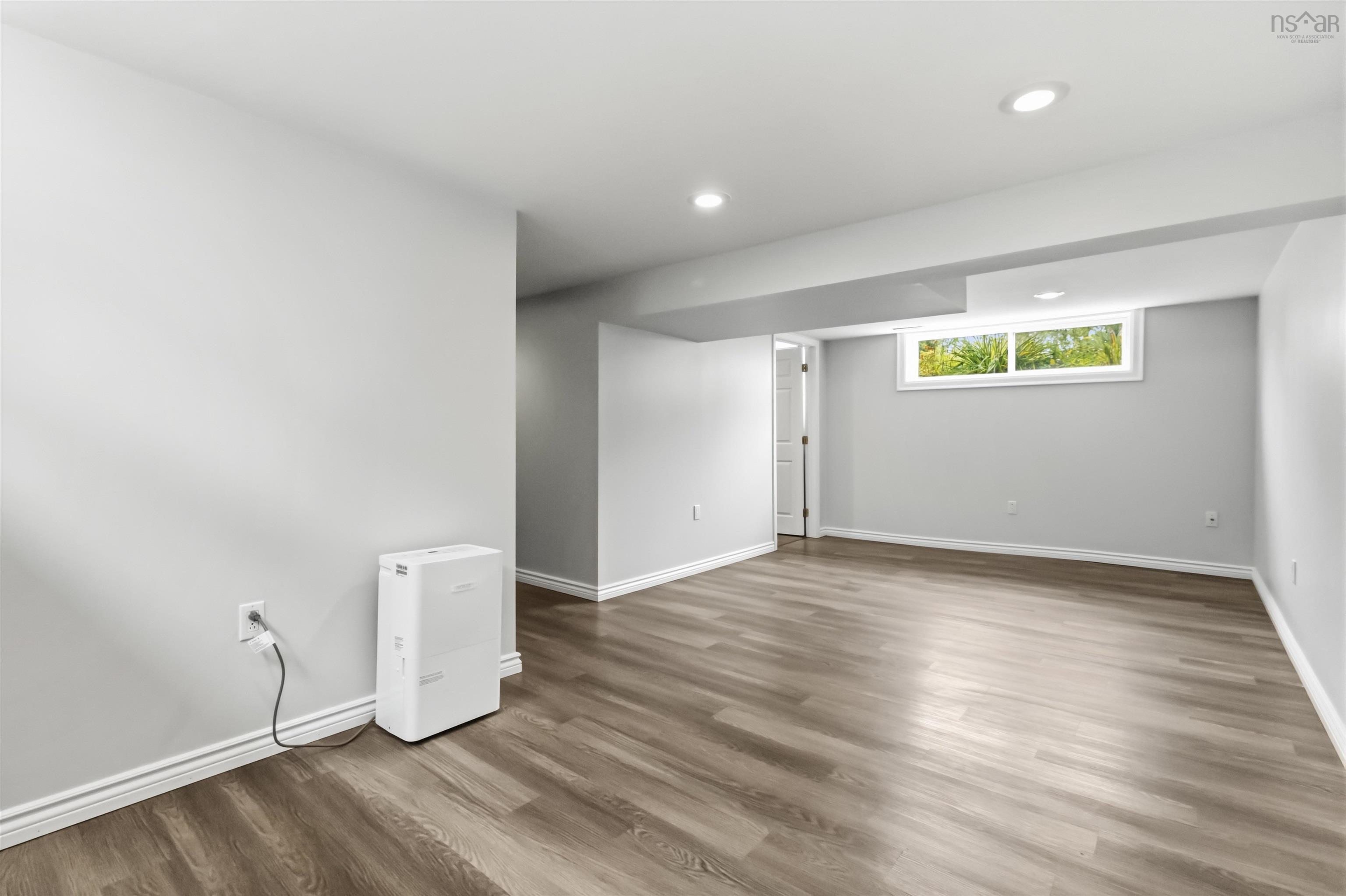 View image 16