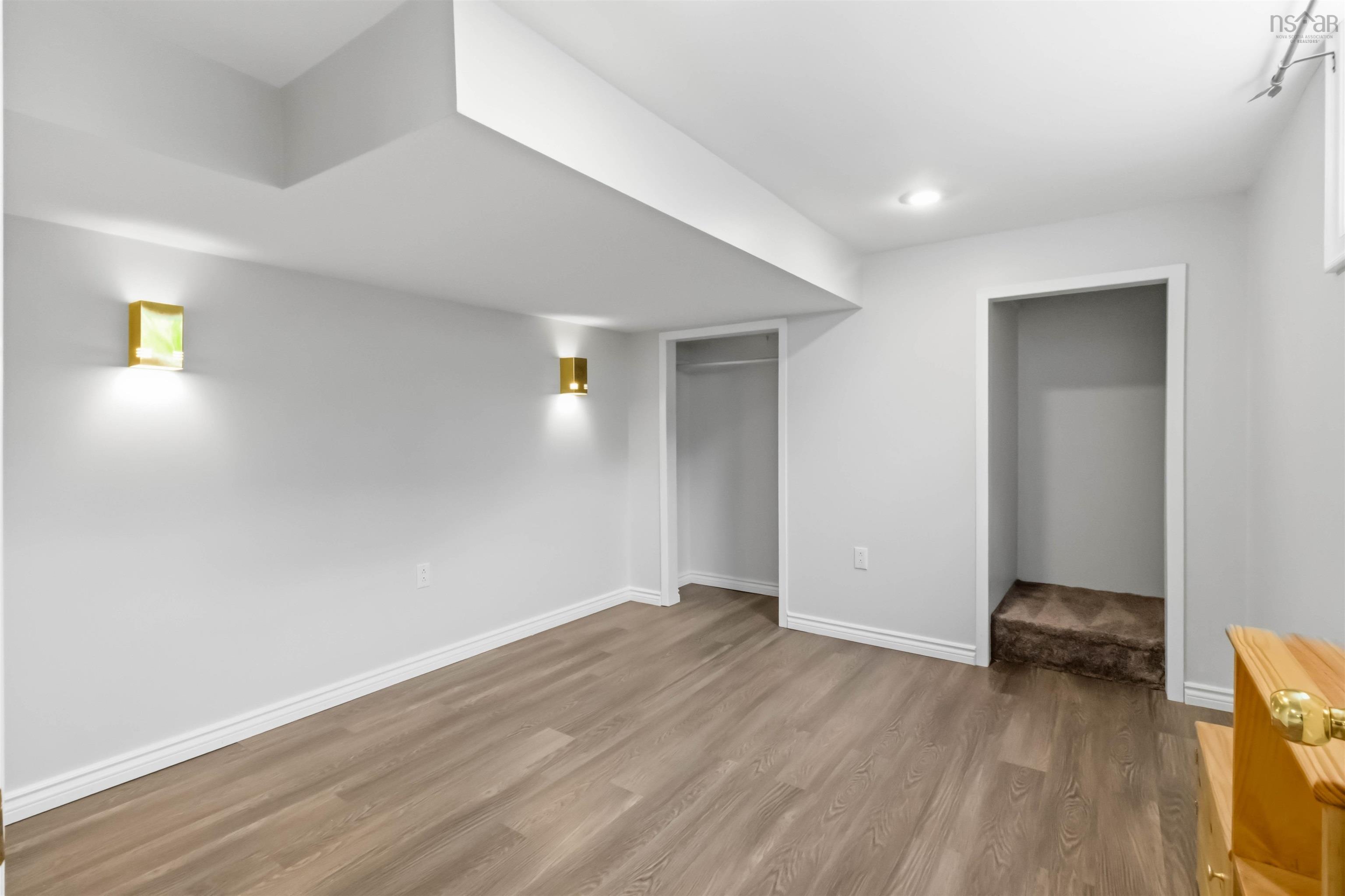 View image 17