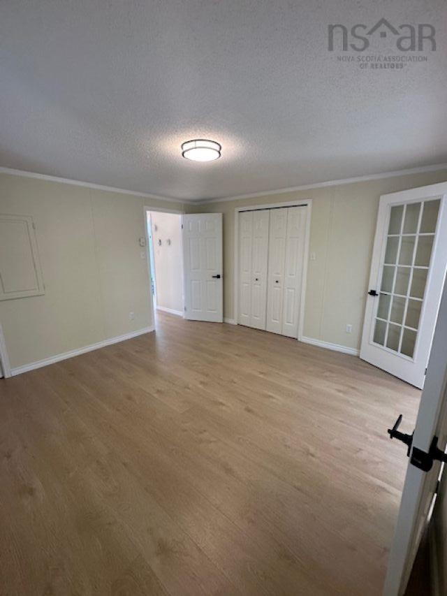 View image 12