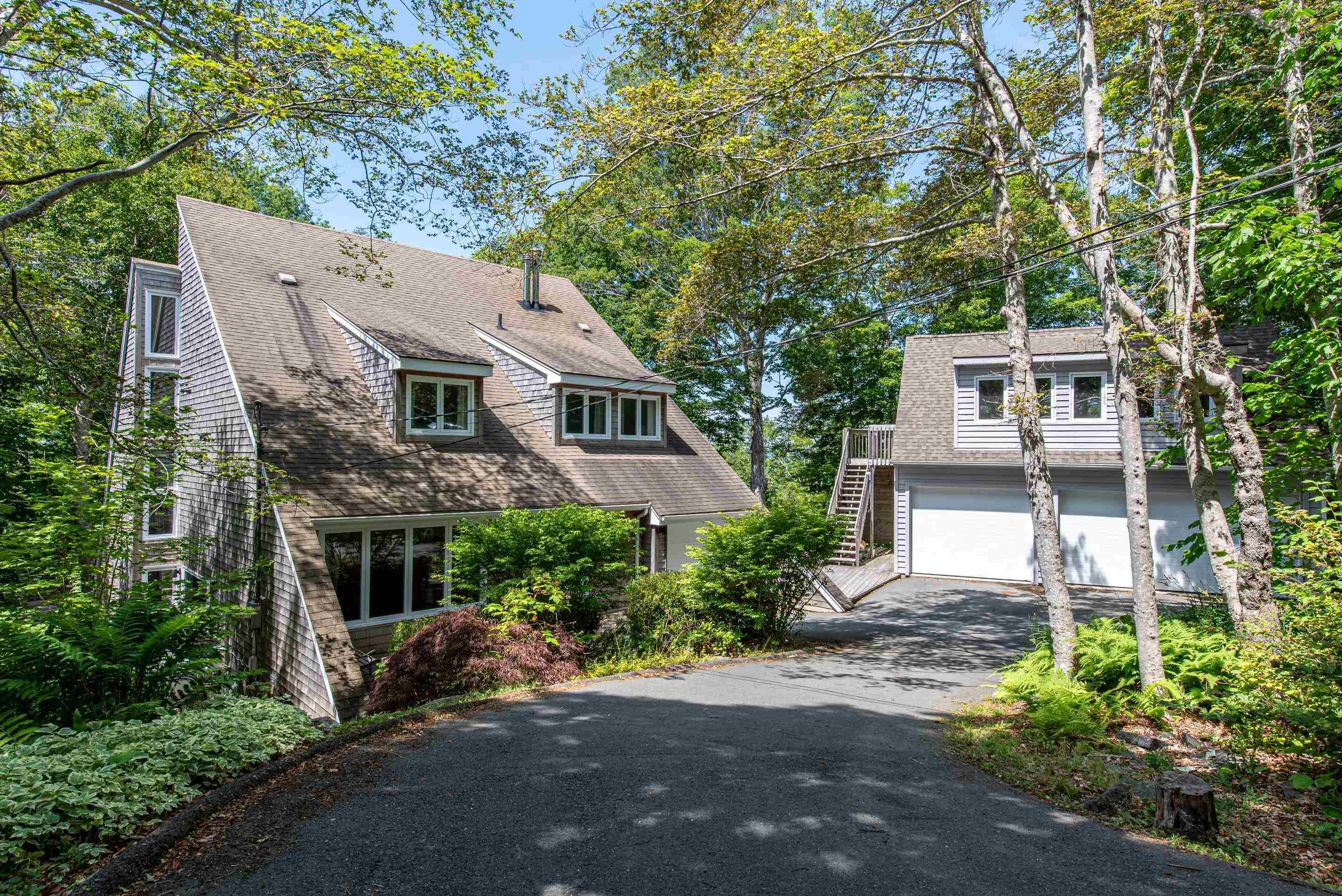 Thumbnail image for 63 Rolling Hills Drive MLS<sup>®</sup> 202622779
