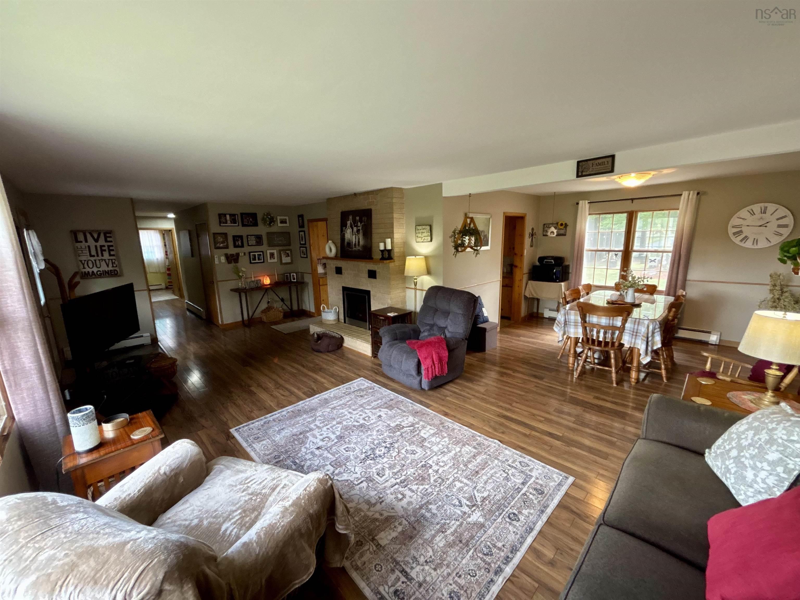 View image 15