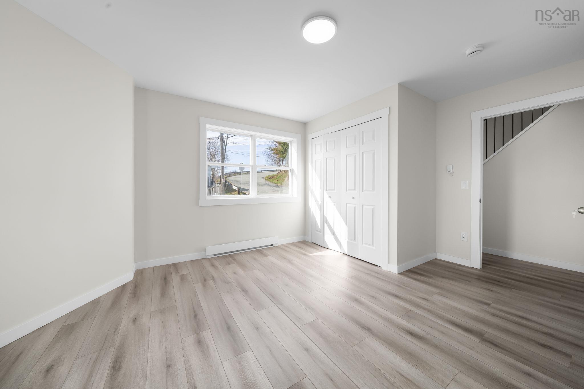 View image 18