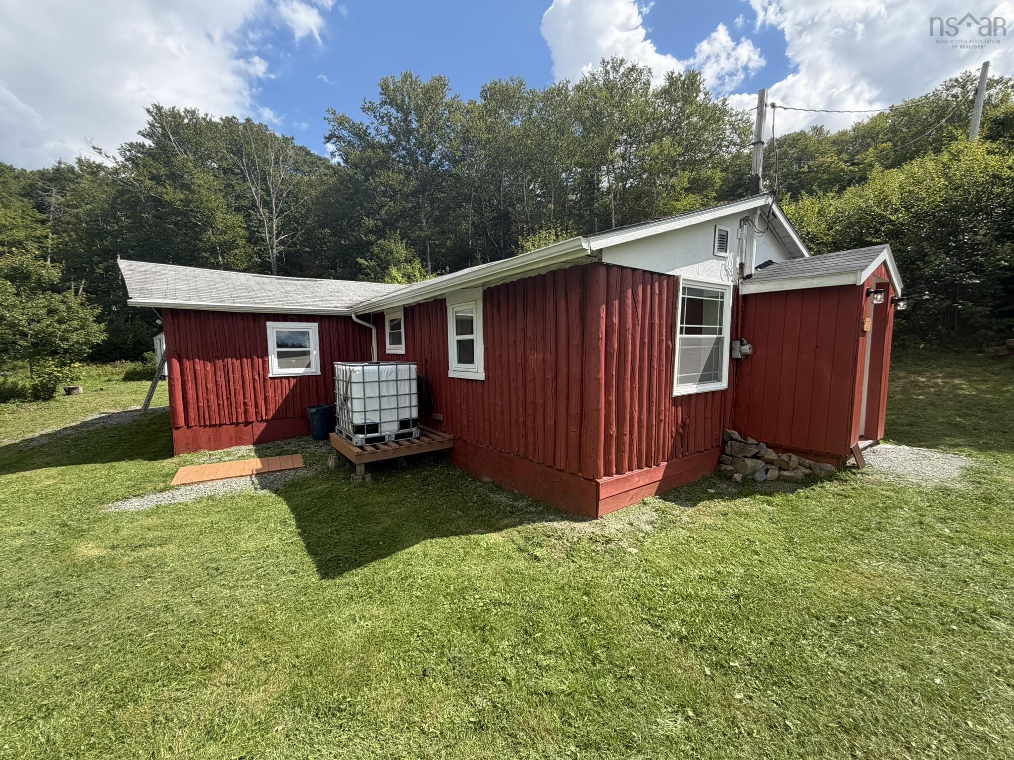 Thumbnail image for 45 LEMMON HILL Road MLS<sup>®</sup> 202622792