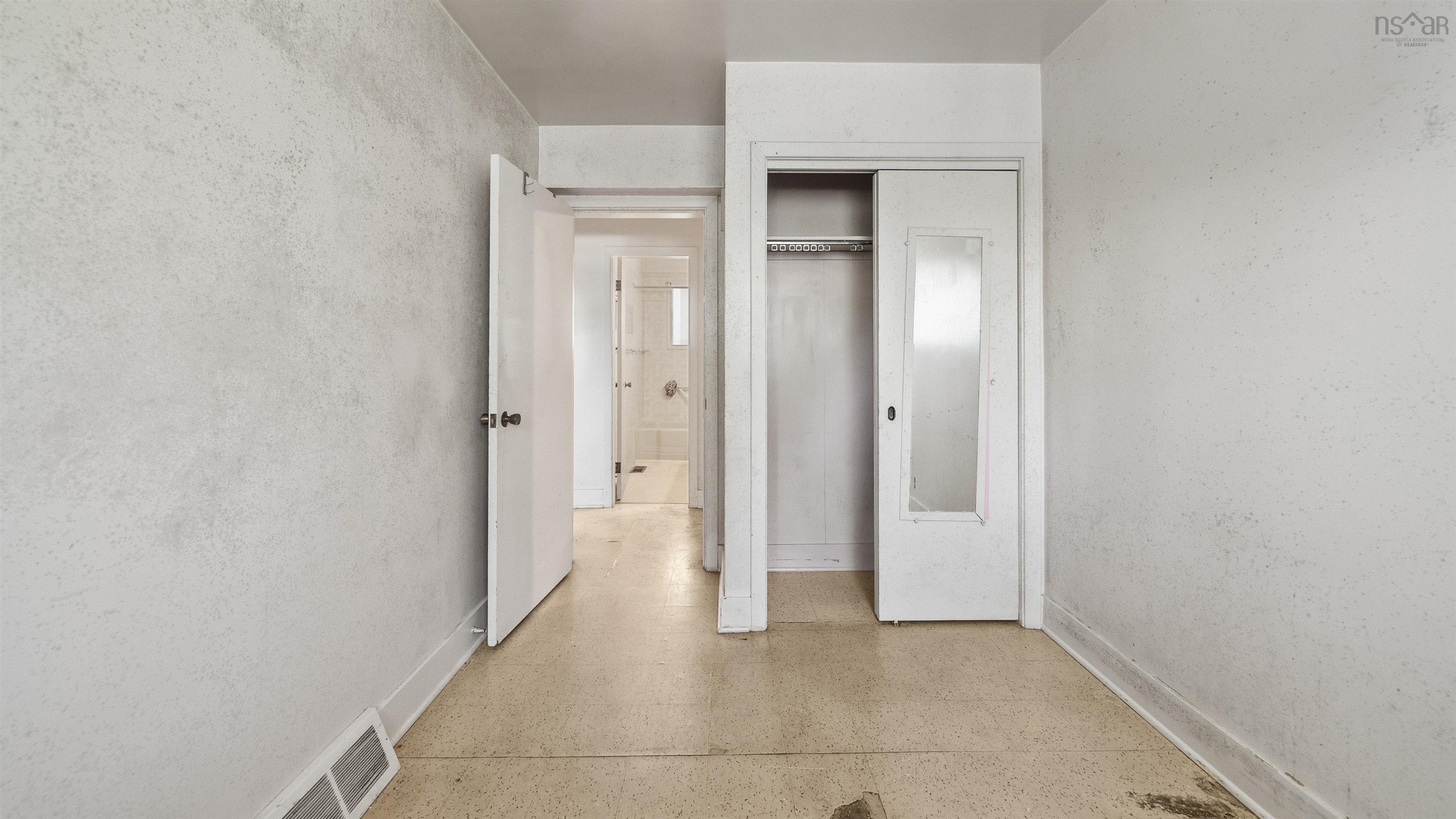 View image 11