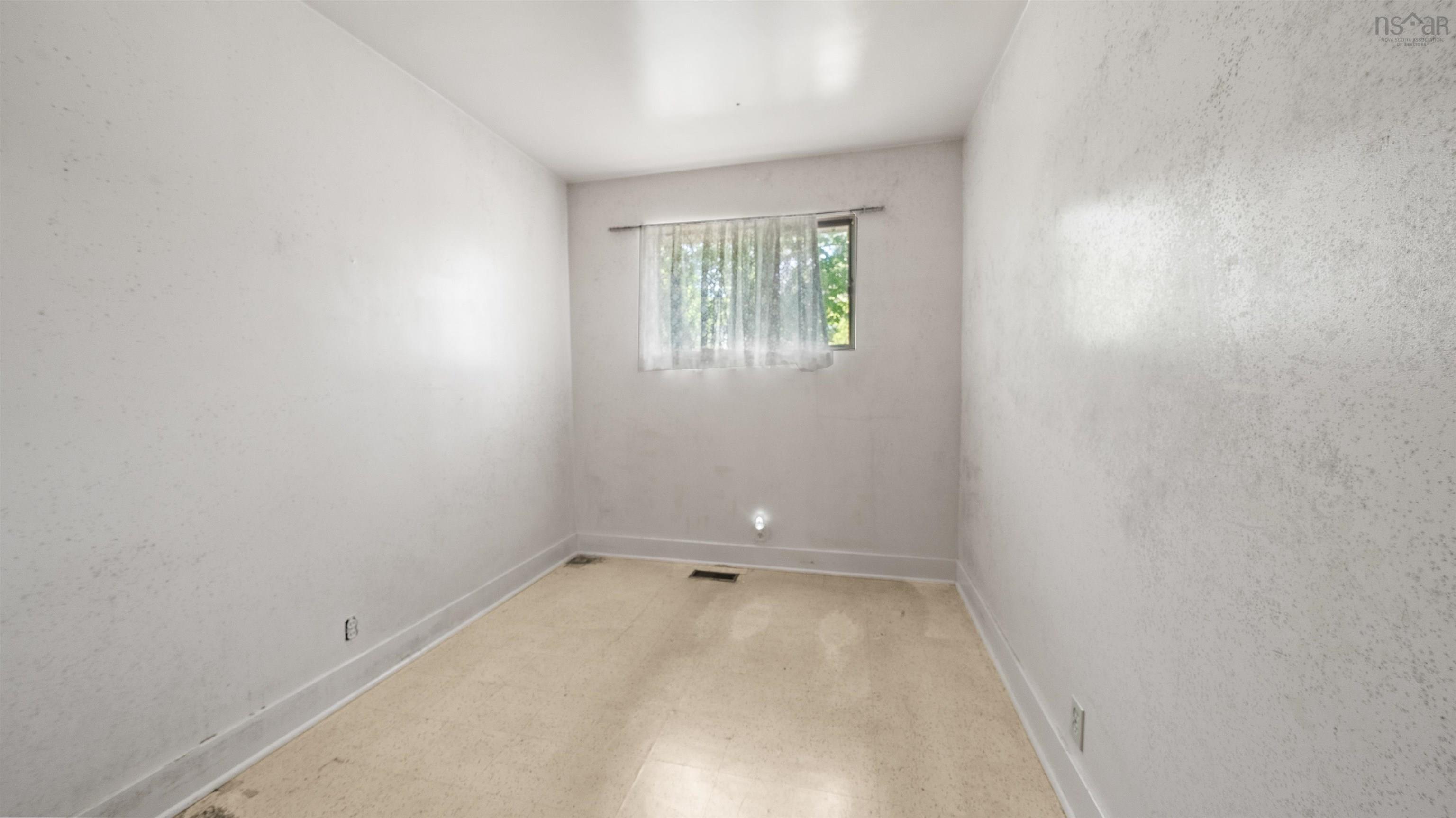 View image 12