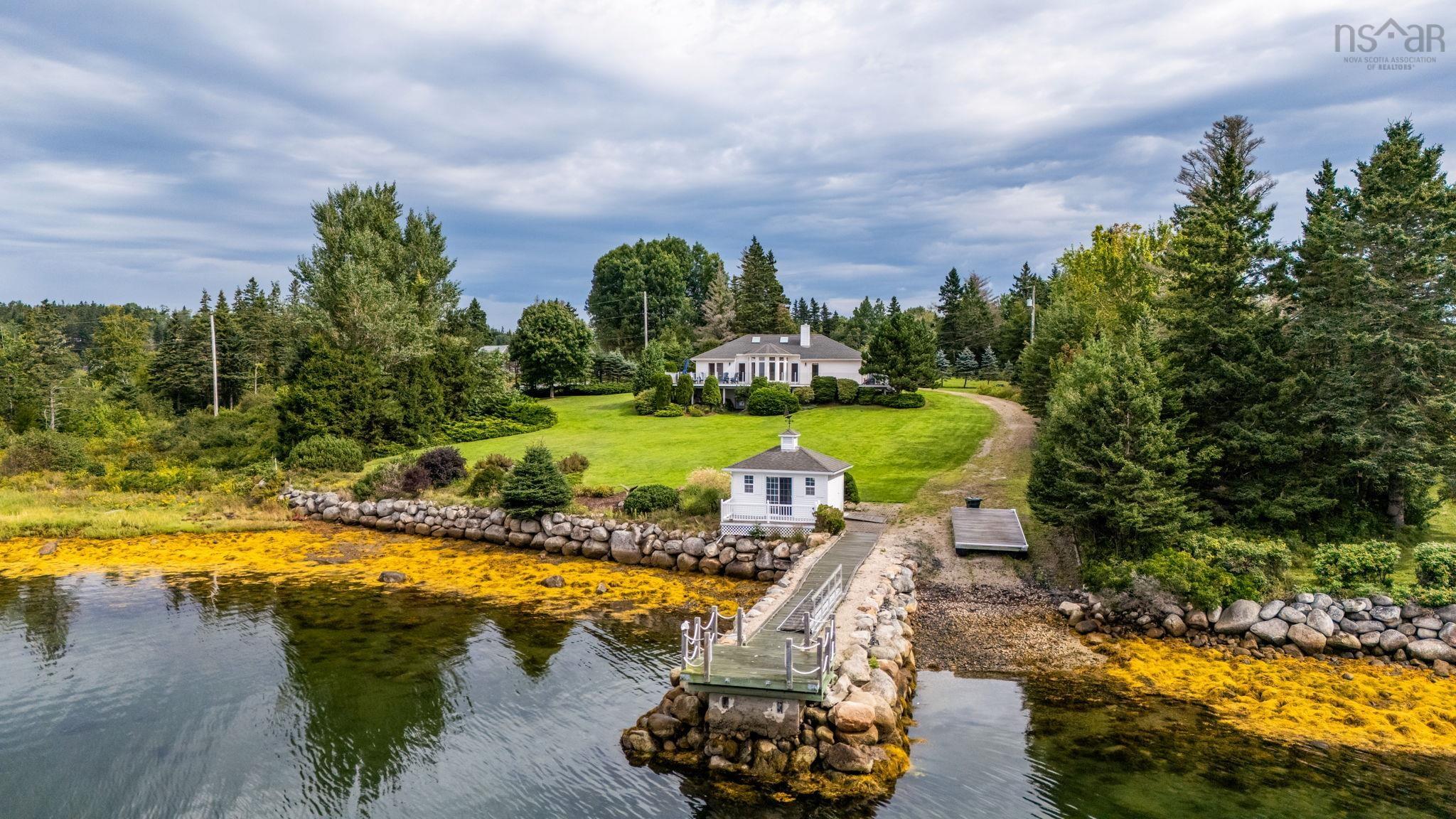 Thumbnail image for 46 Oceansea Drive MLS<sup>®</sup> 202622828