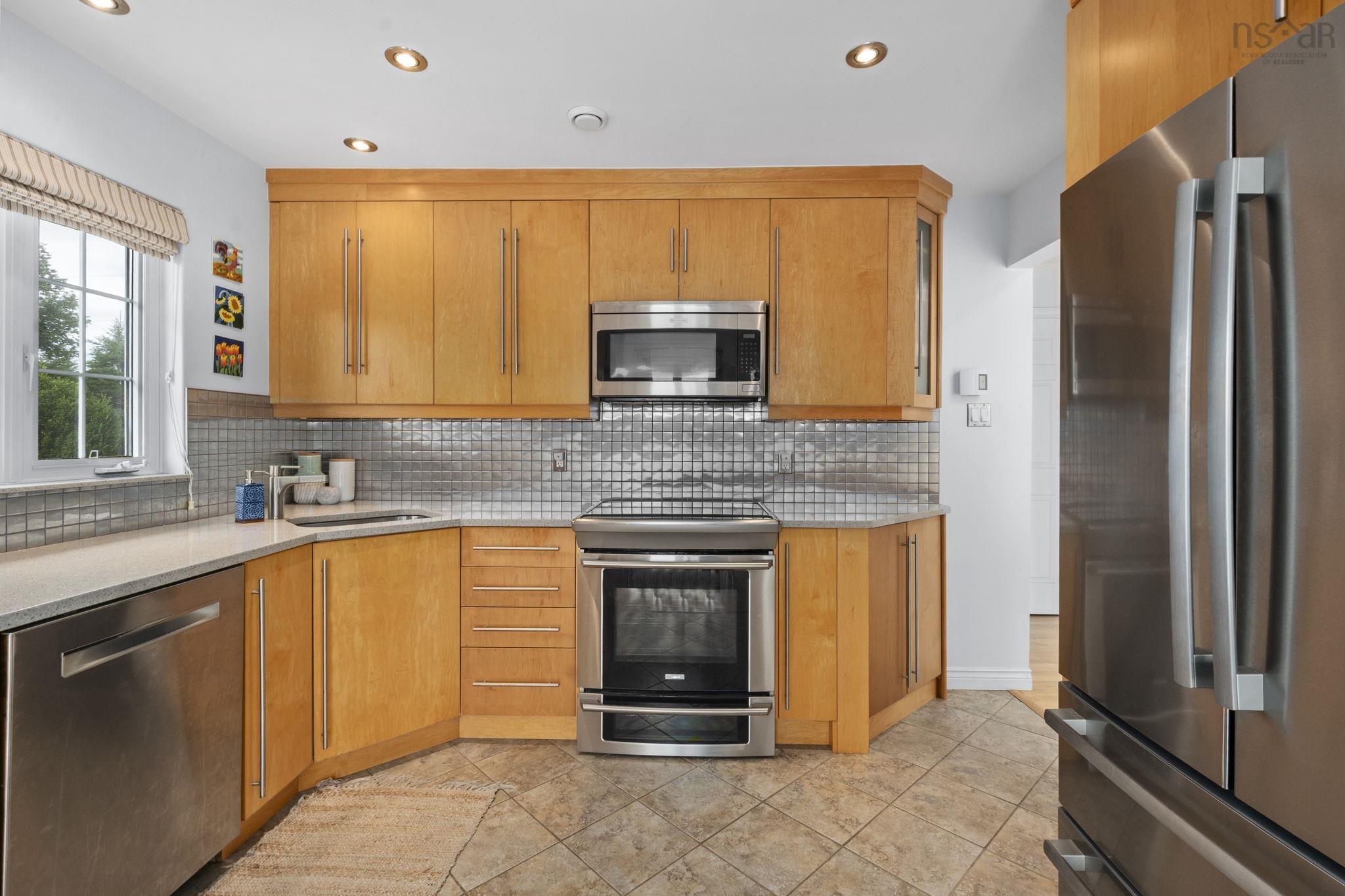 View image 9