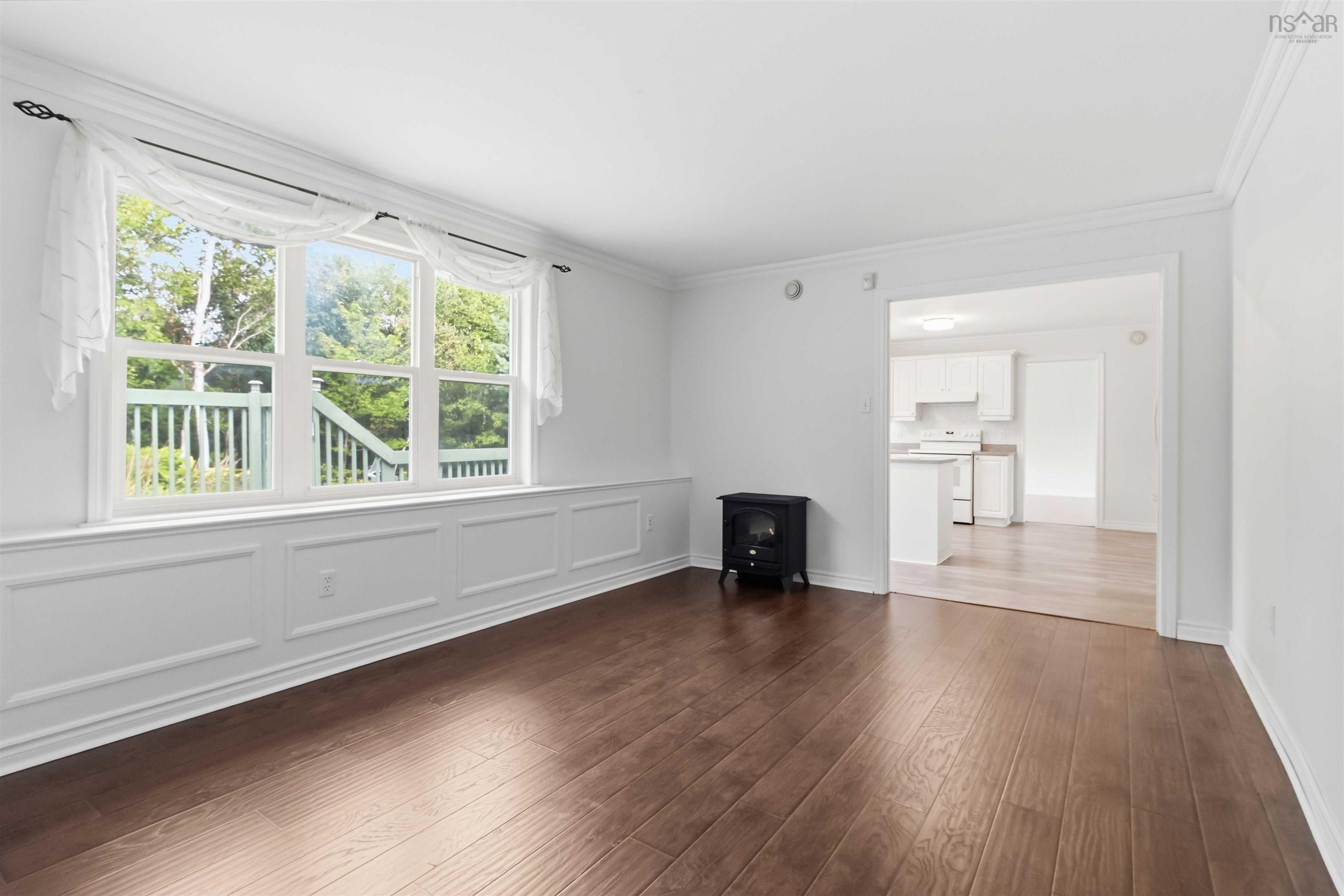 View image 17