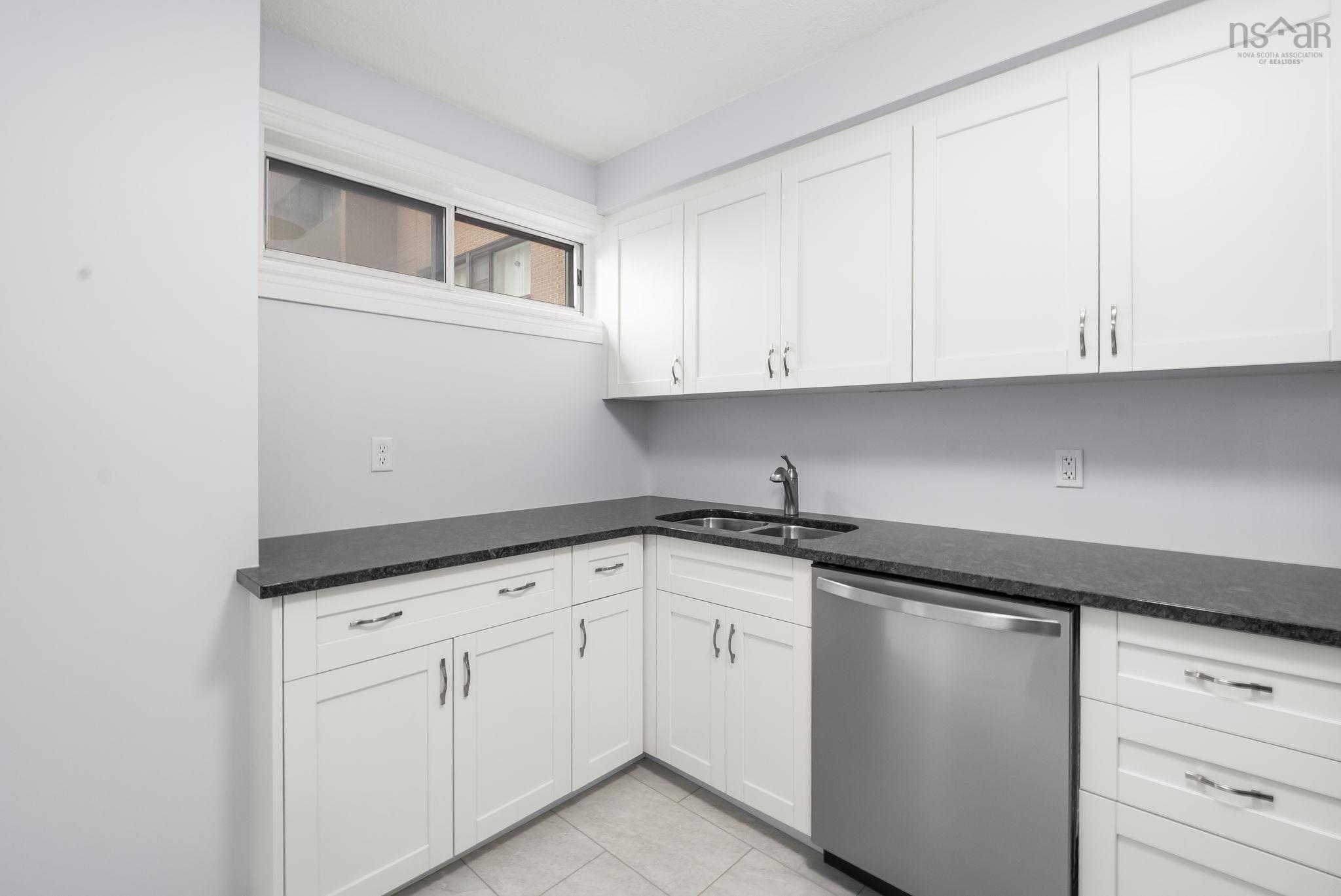 View image 11