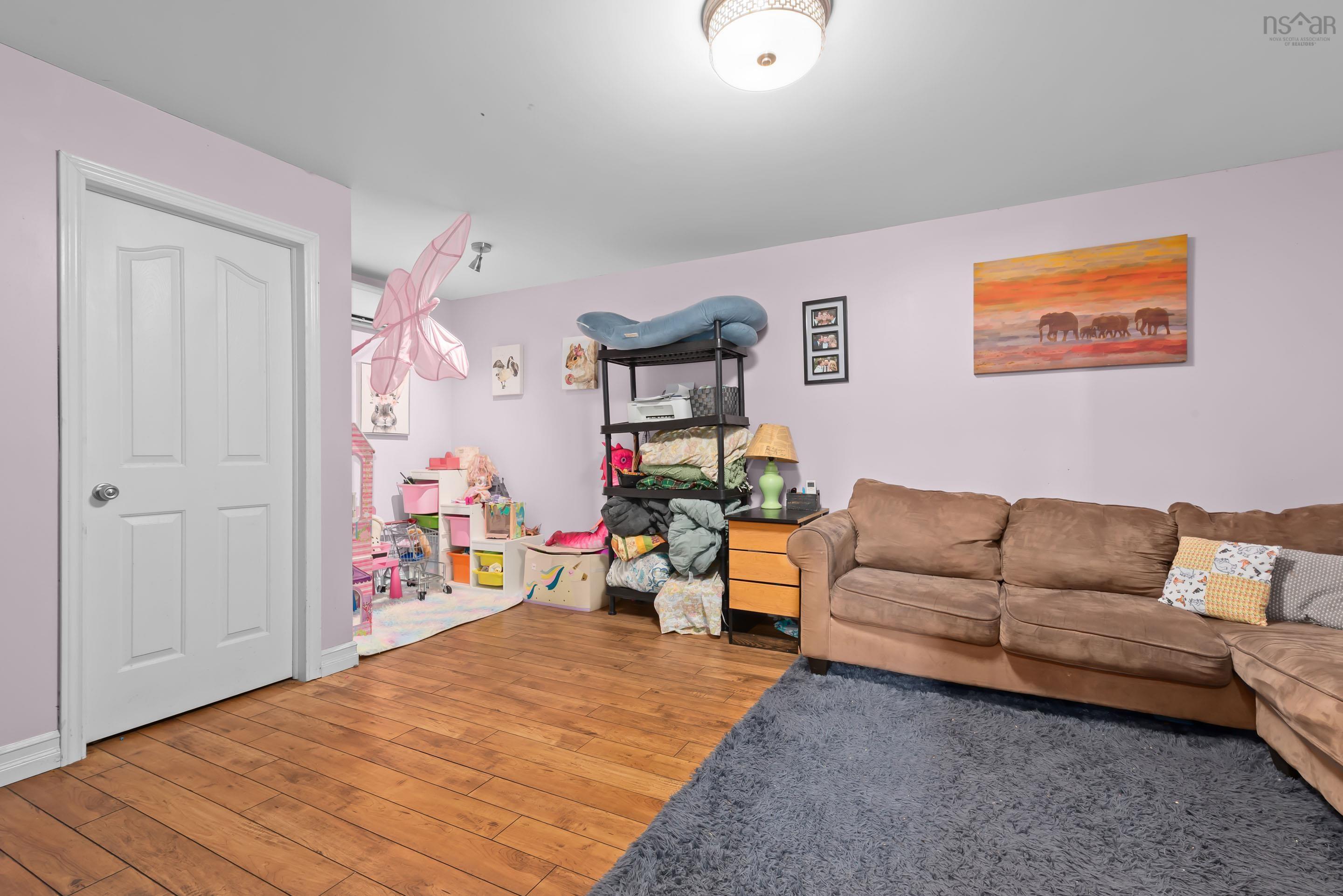 View image 19