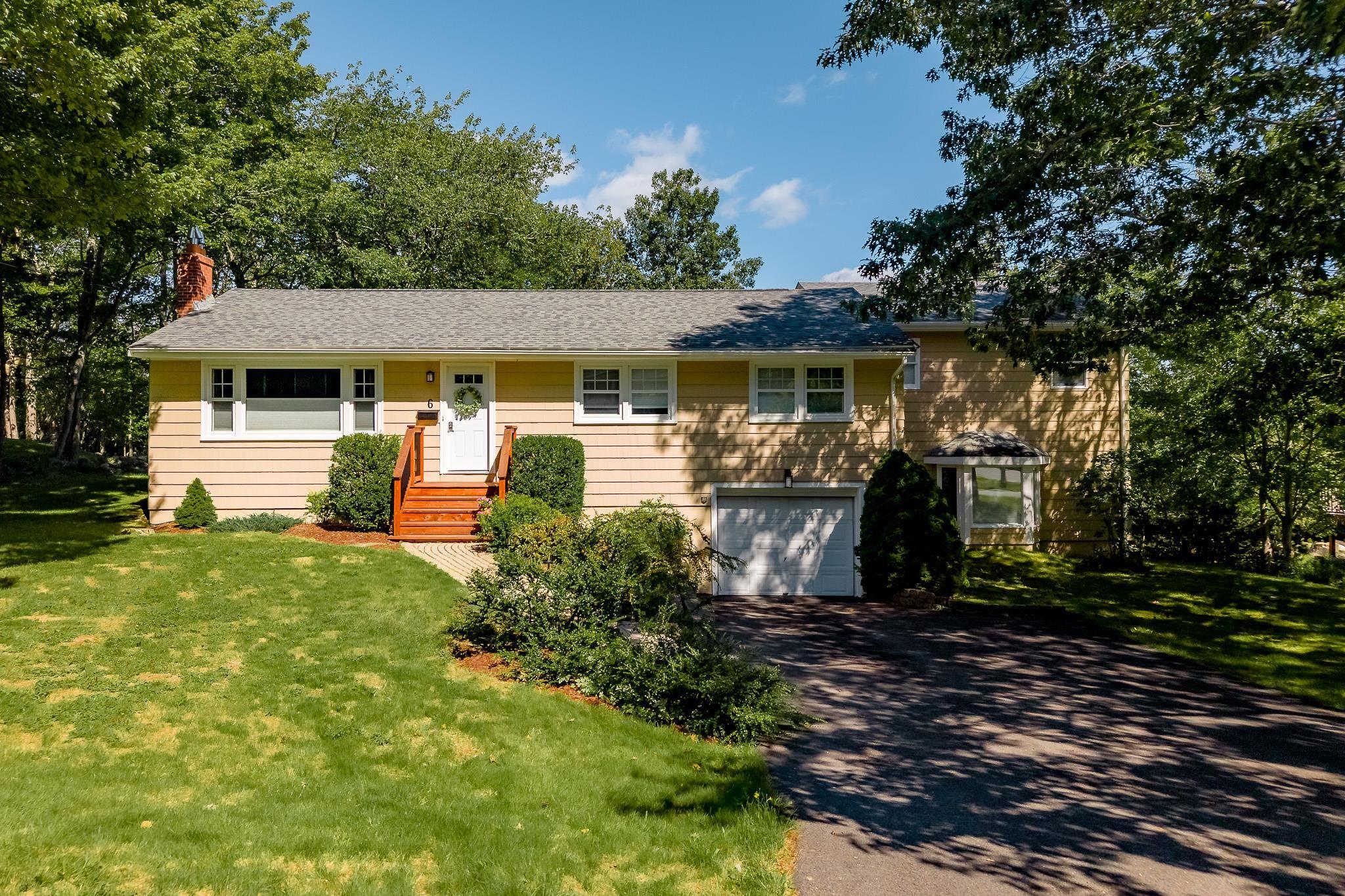 Thumbnail image for 6 Glenn Drive MLS<sup>®</sup> 202622887