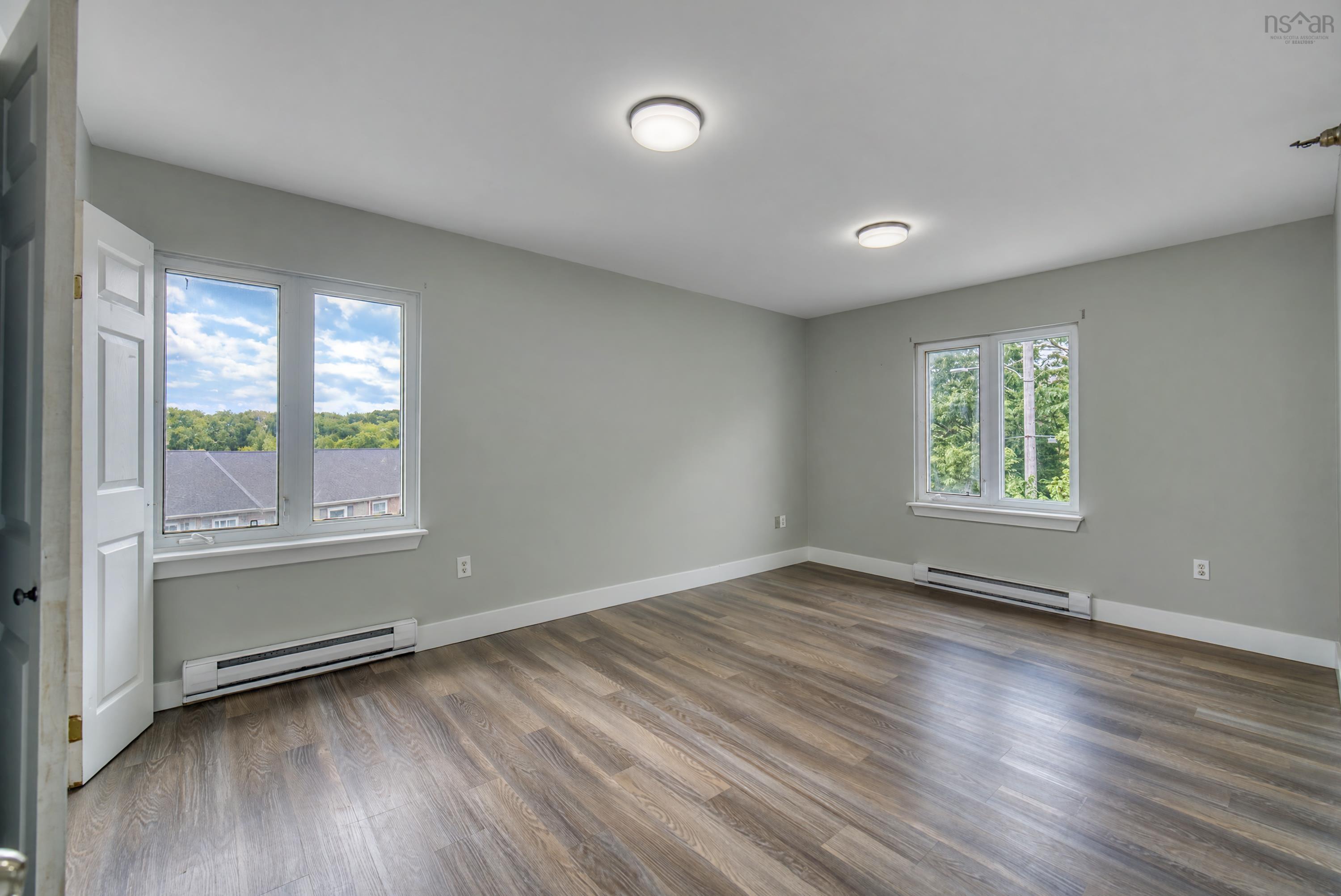 View image 17