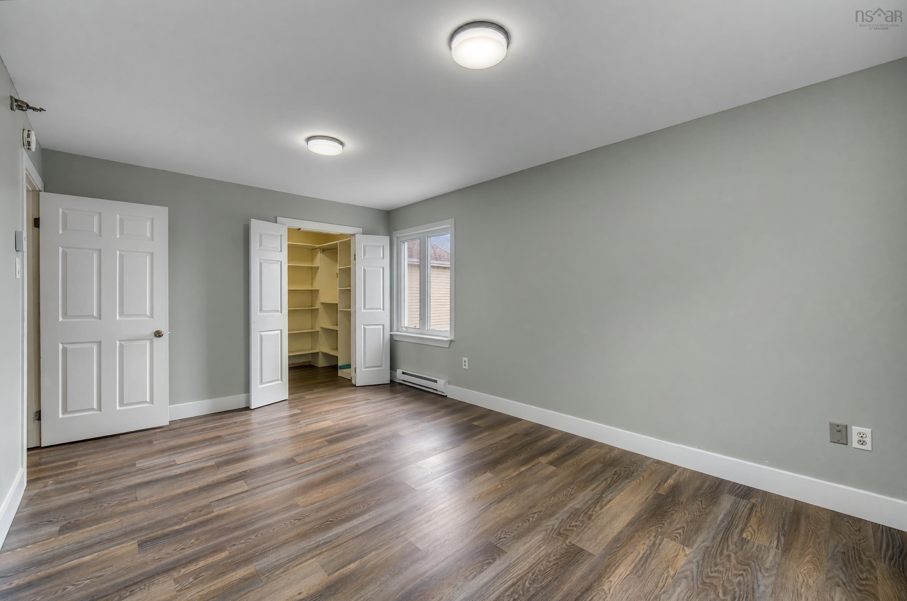 View image 19