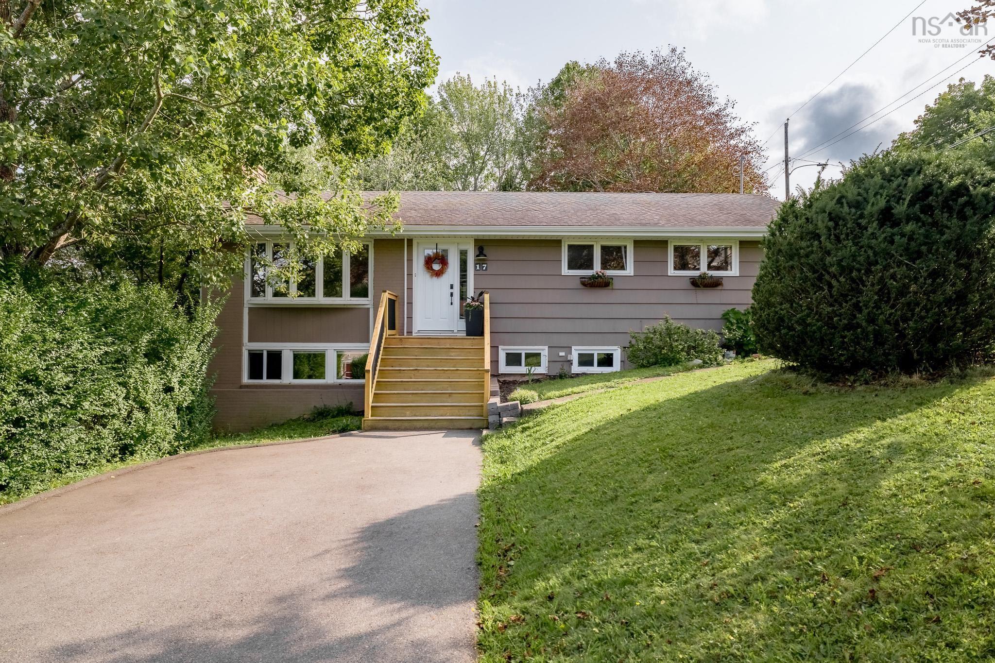 Thumbnail image for 17 Glenora Avenue MLS<sup>®</sup> 202622893