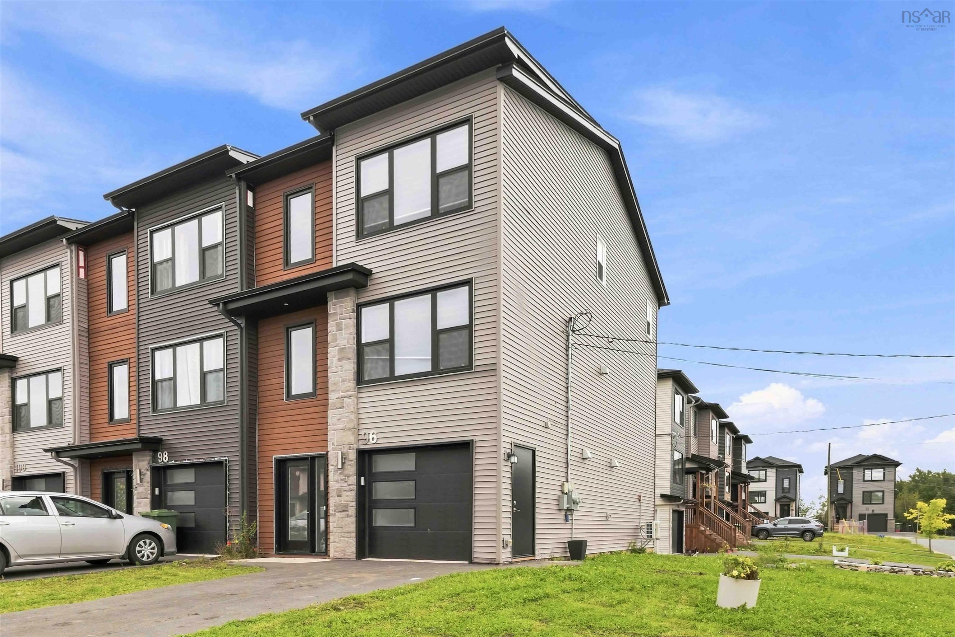Thumbnail image for 96 Tyler Street MLS<sup>®</sup> 202622907