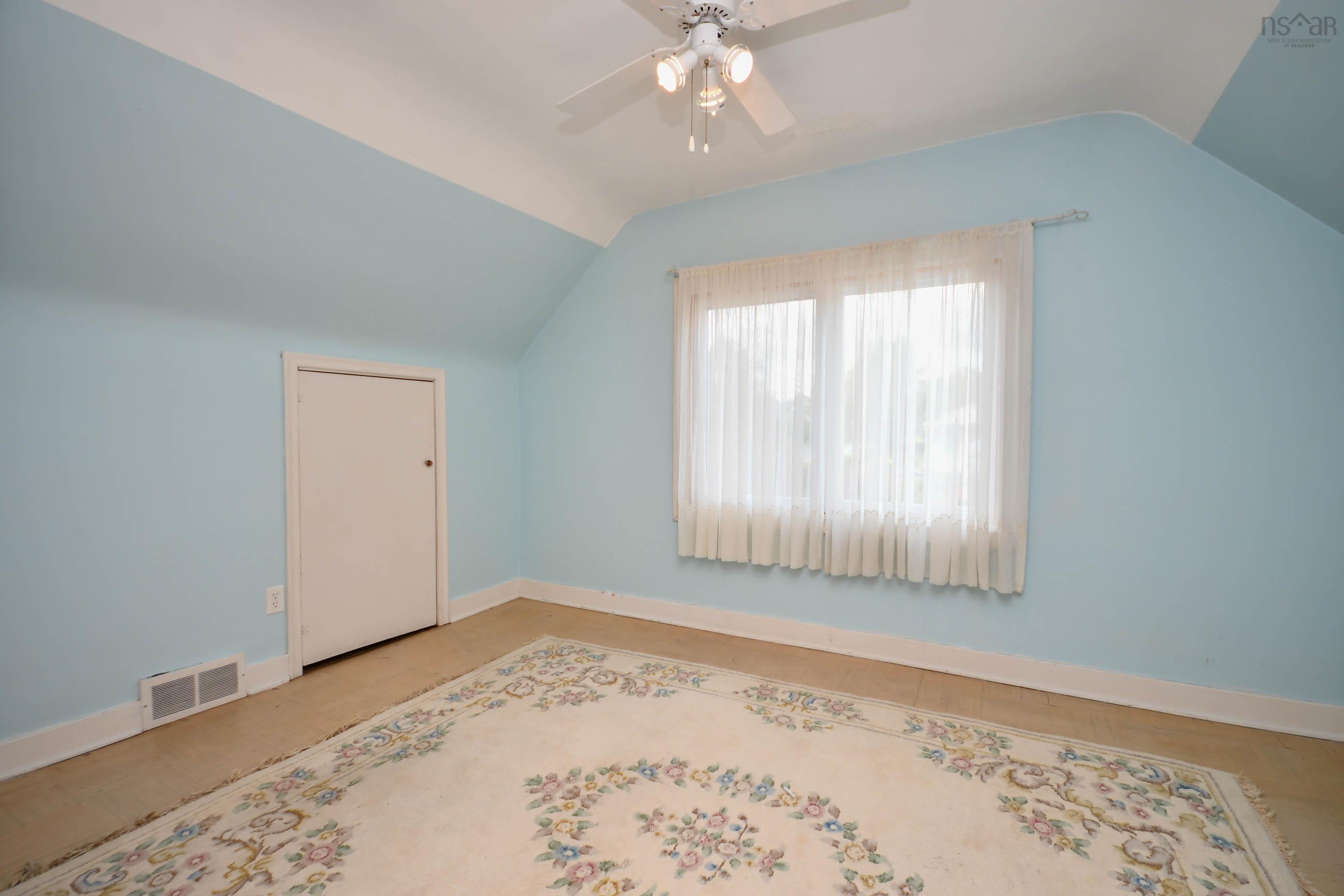 View image 19