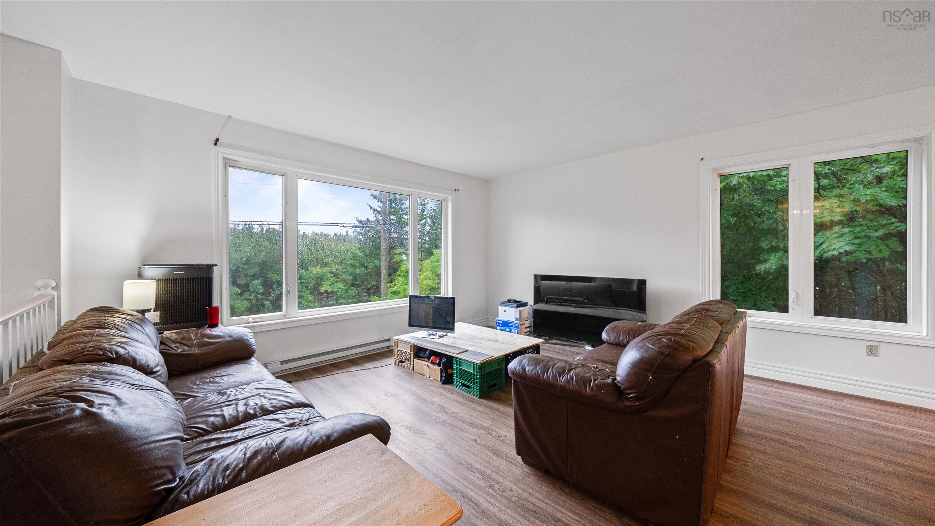 View image 11