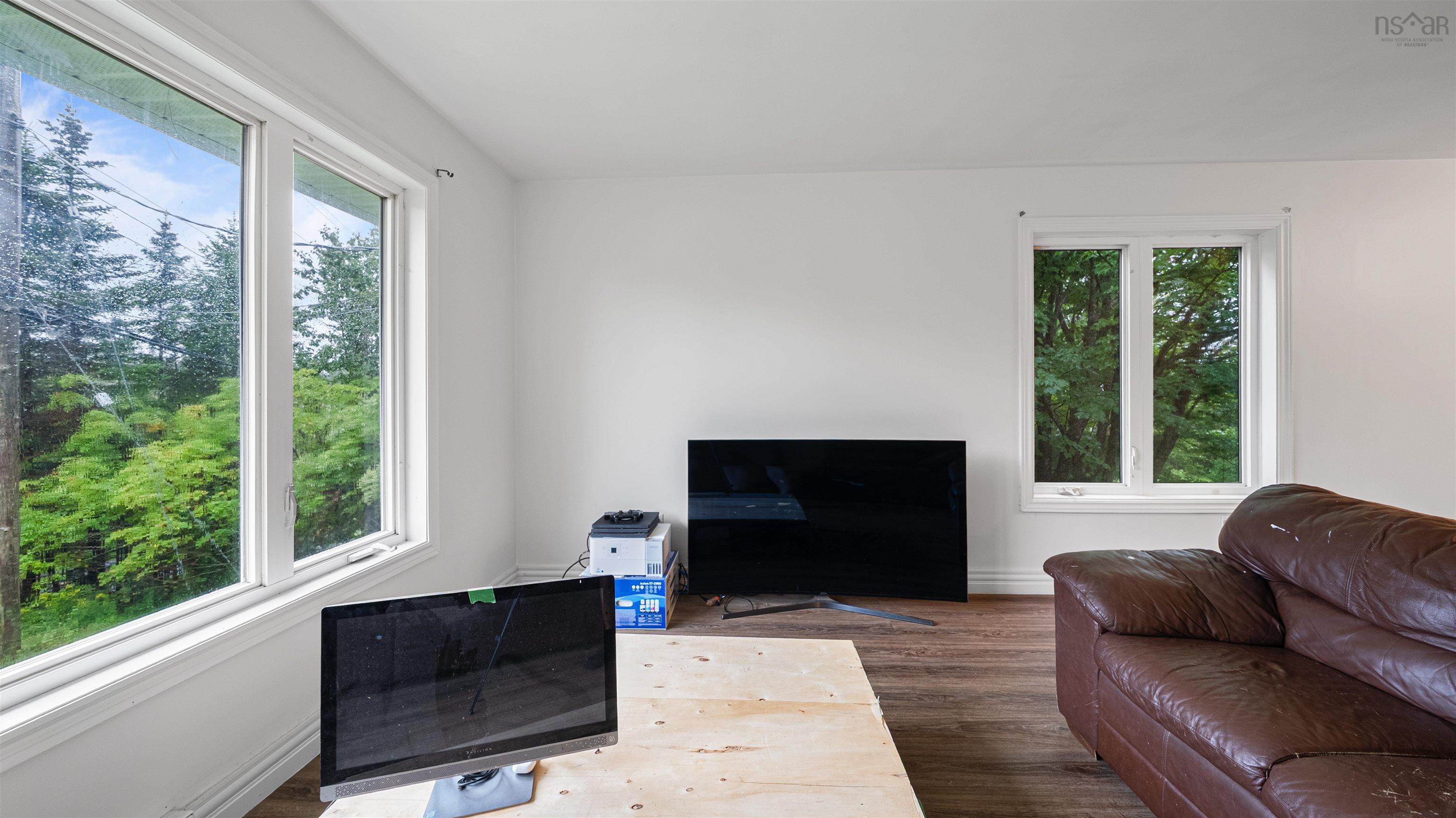 View image 12