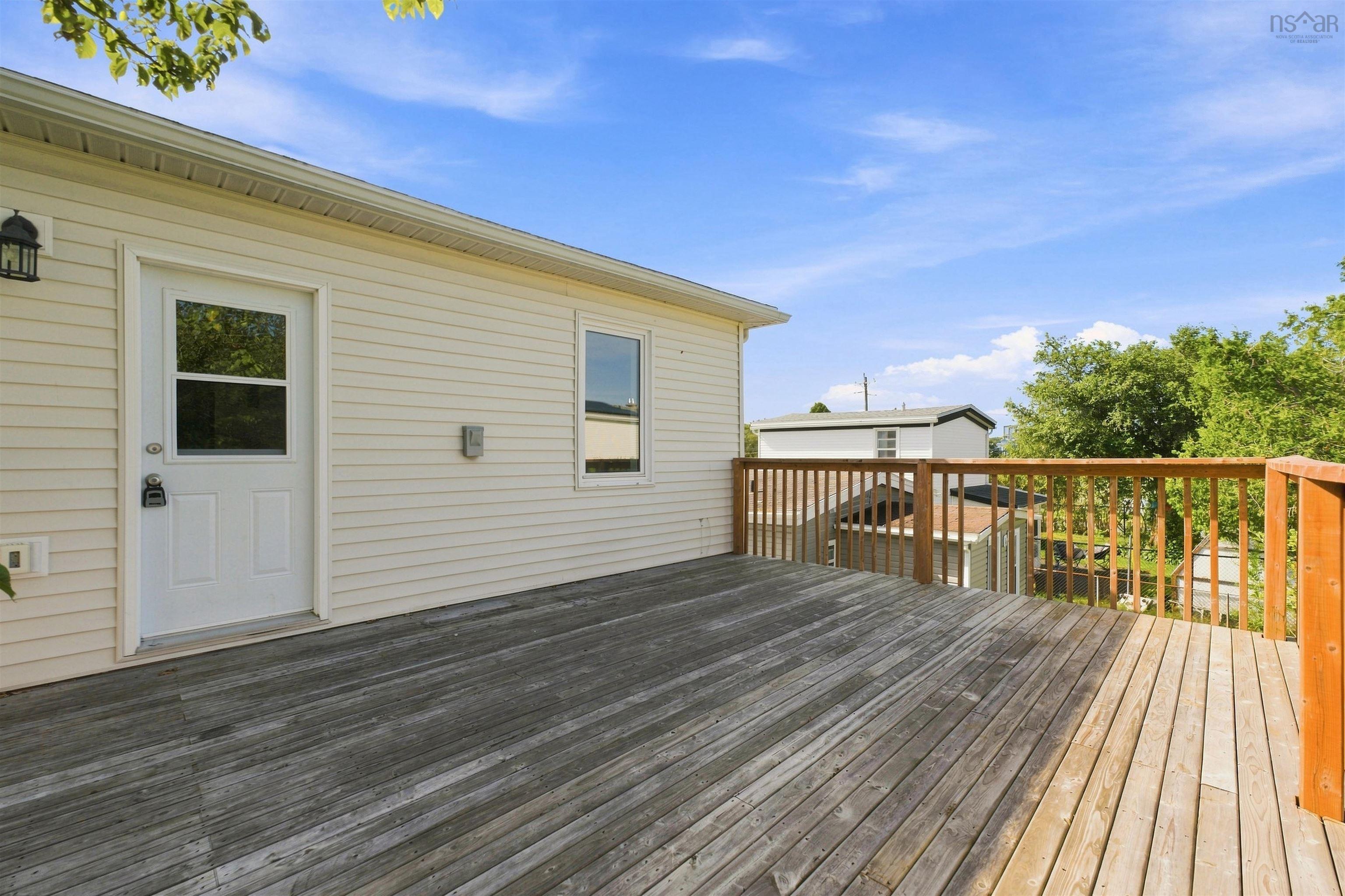 View image 18