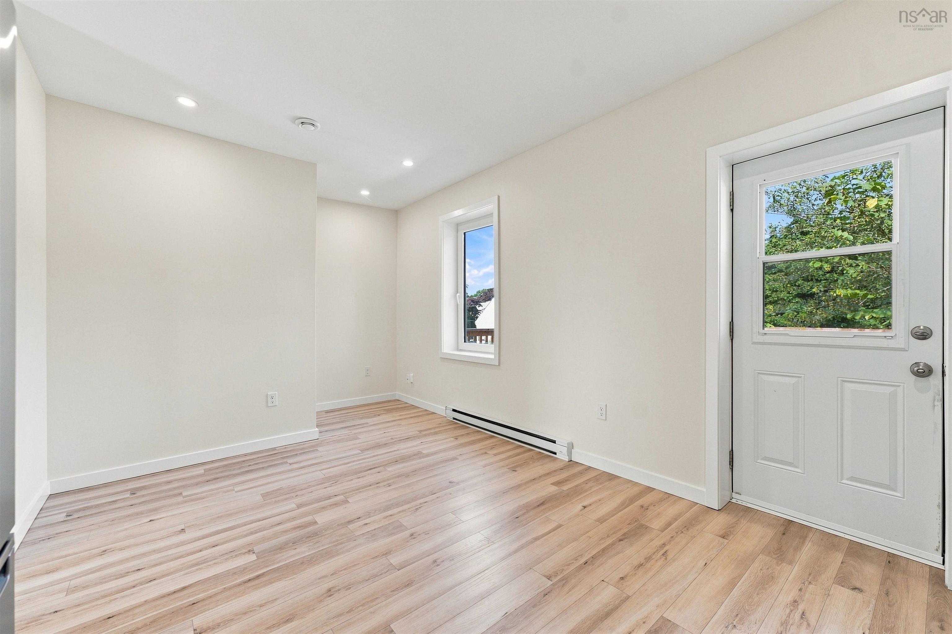 View image 9