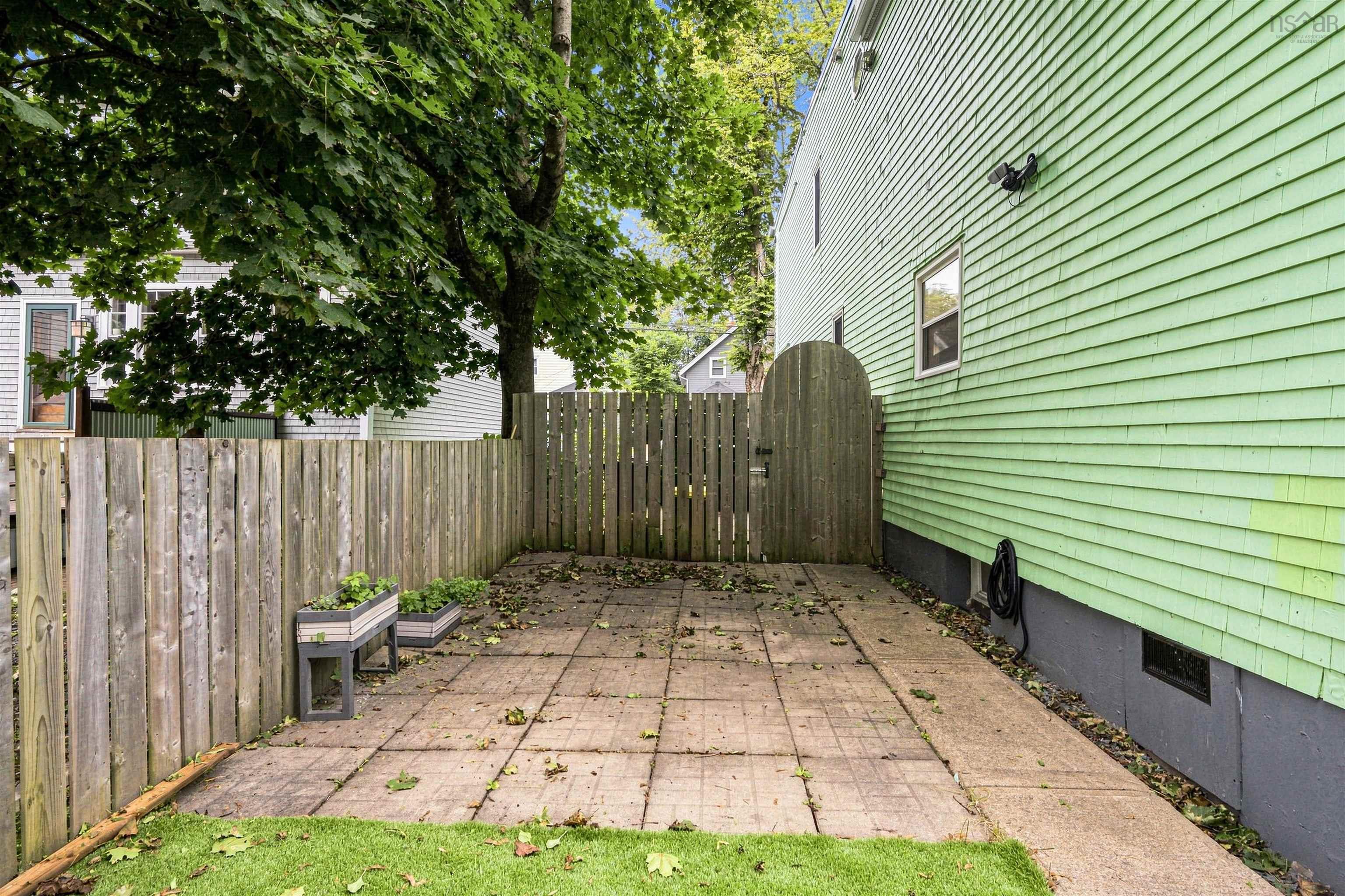View image 40