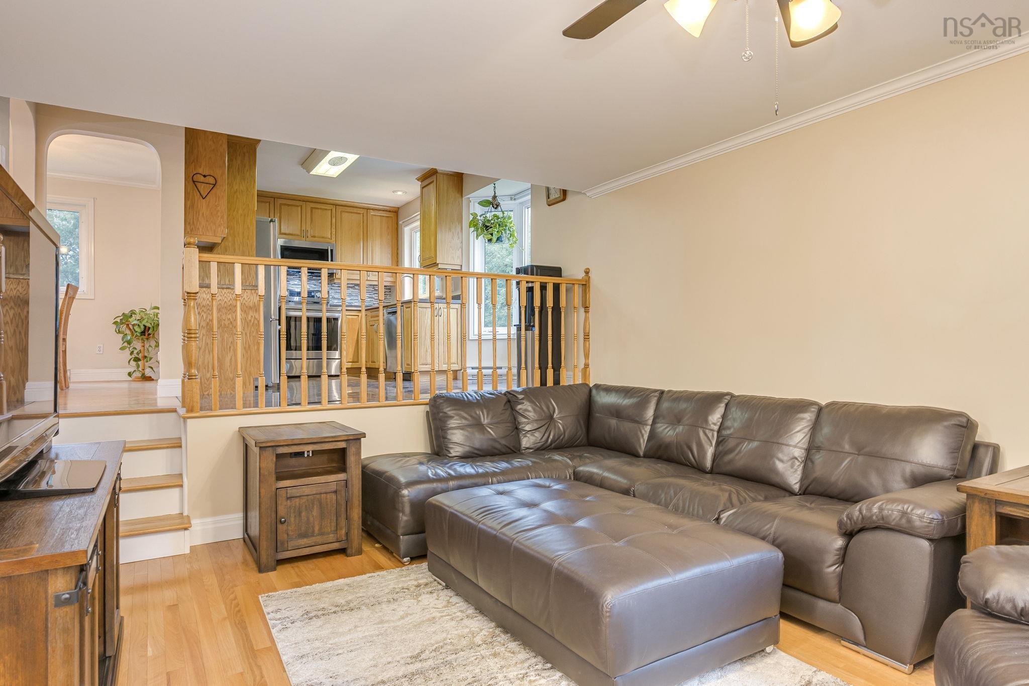 View image 9