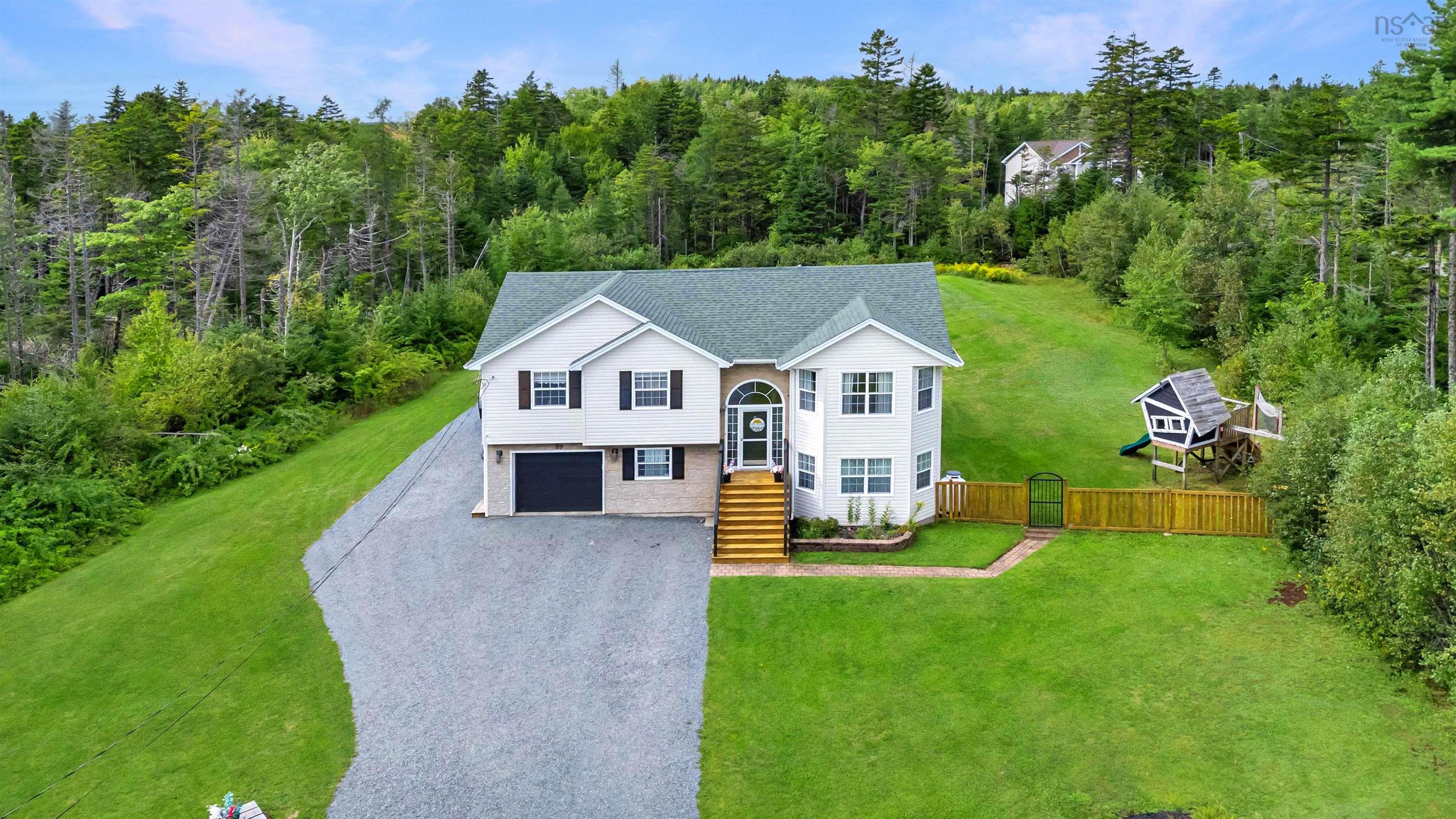Thumbnail image for 789 Rosemary Drive MLS<sup>®</sup> 202623024