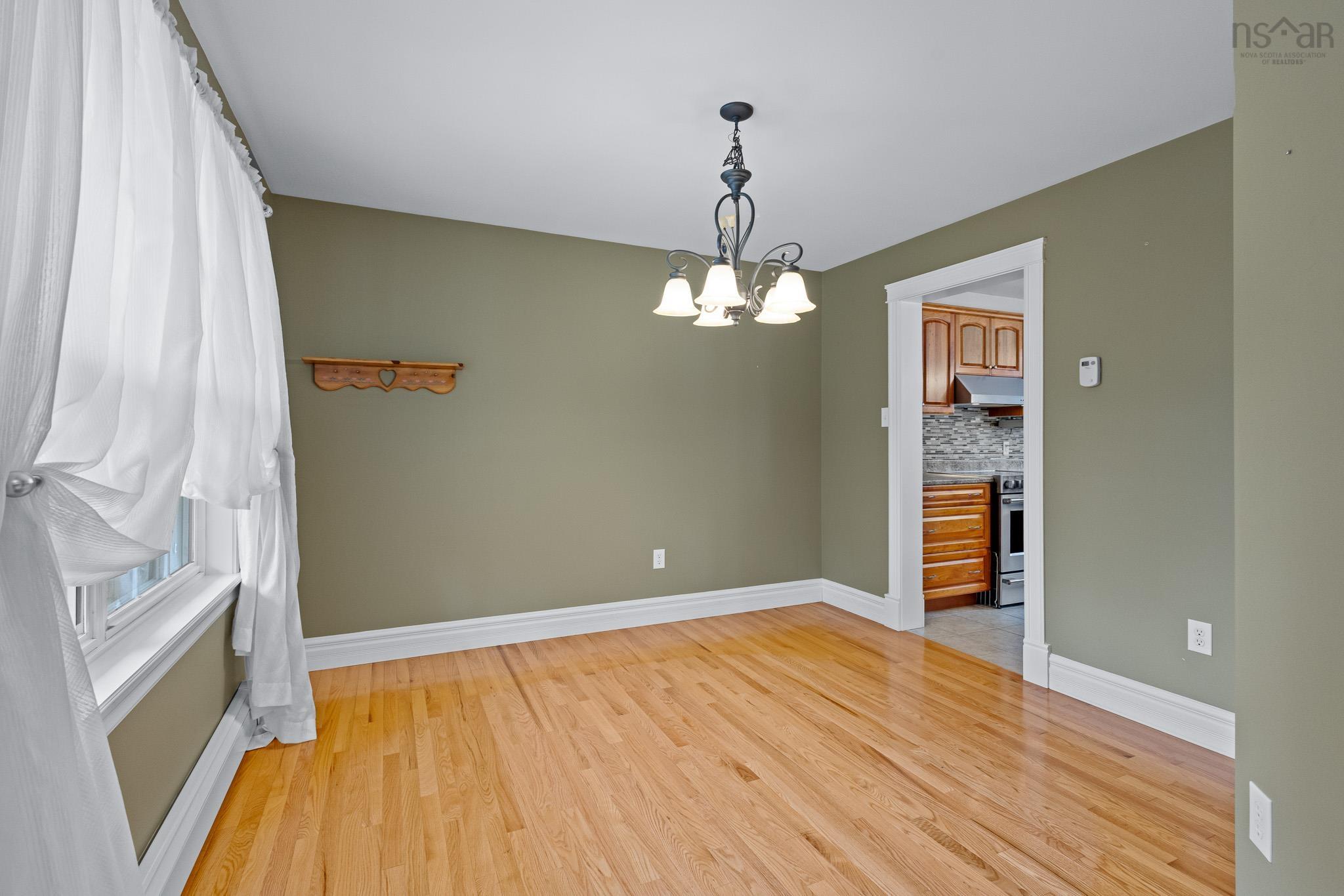 View image 12