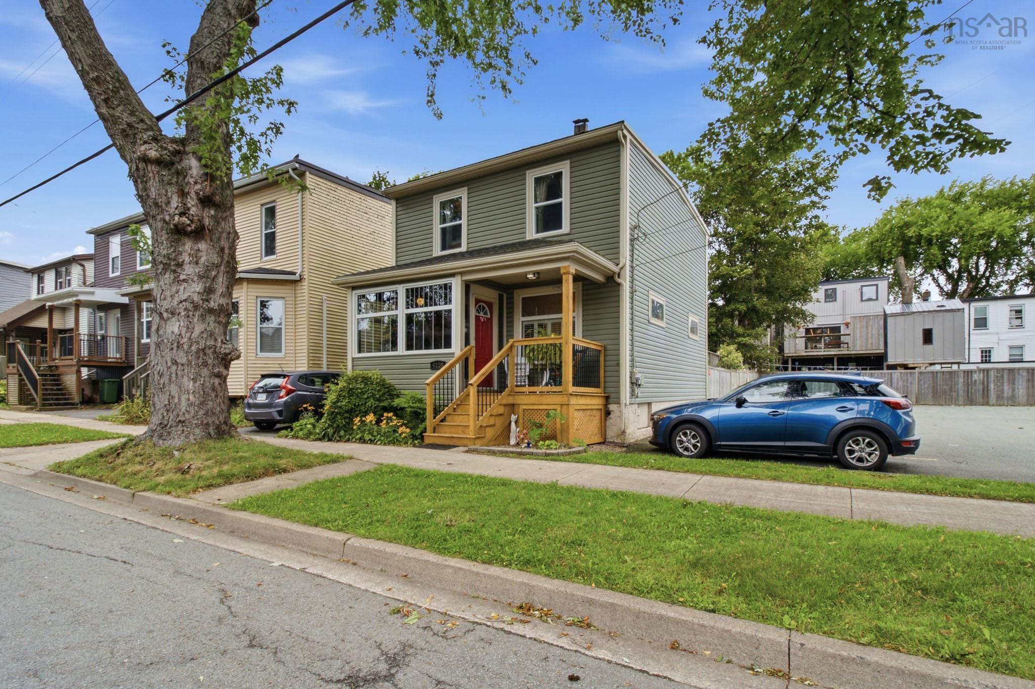 Thumbnail image for 6235 Seaforth Street MLS<sup>®</sup> 202623057