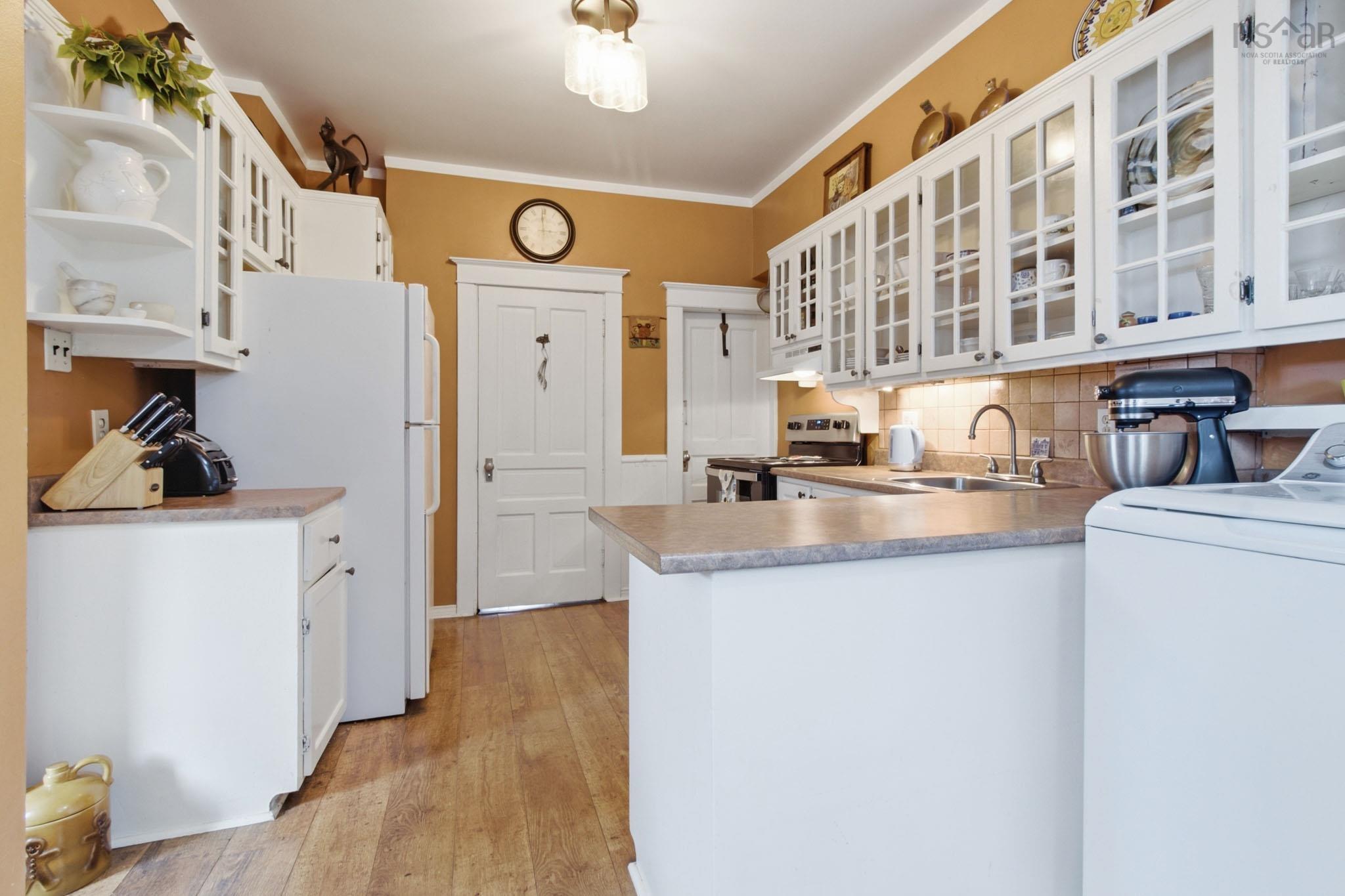 View image 13