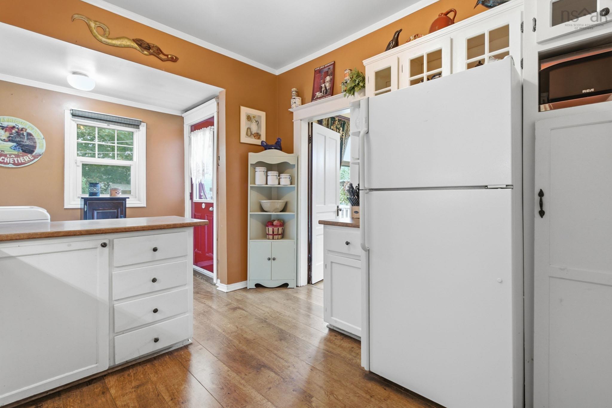 View image 16