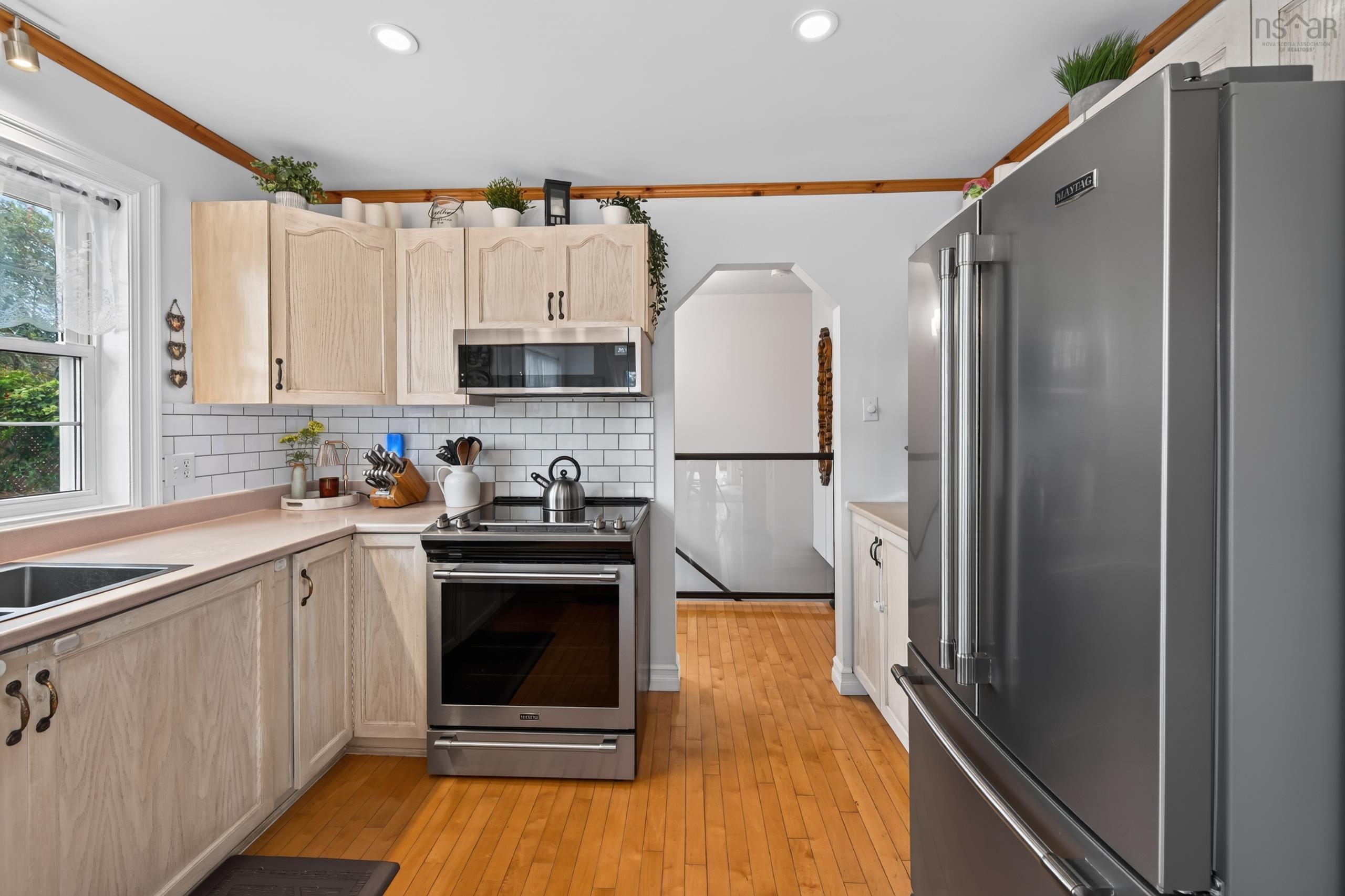 View image 18