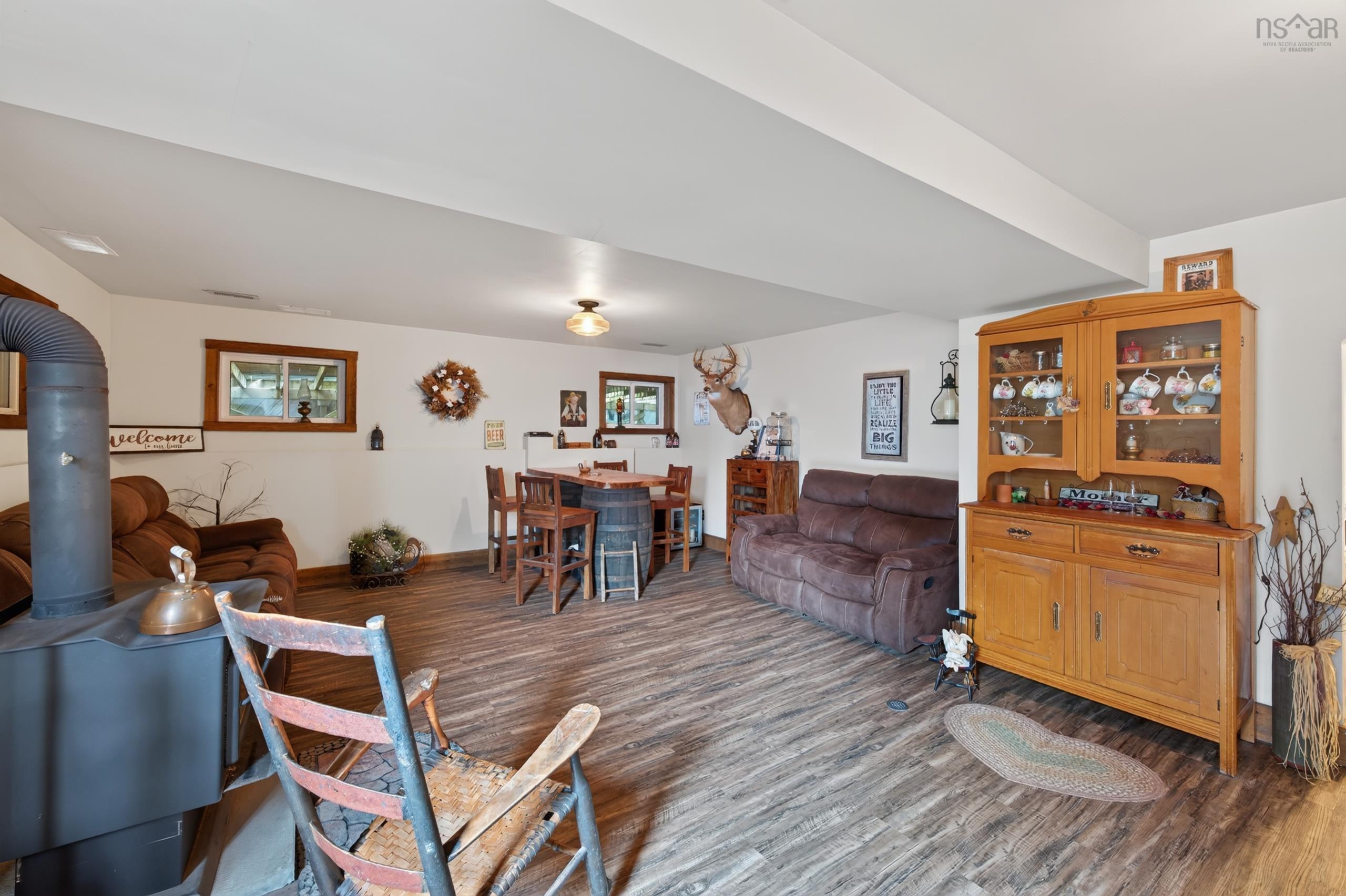 View image 40