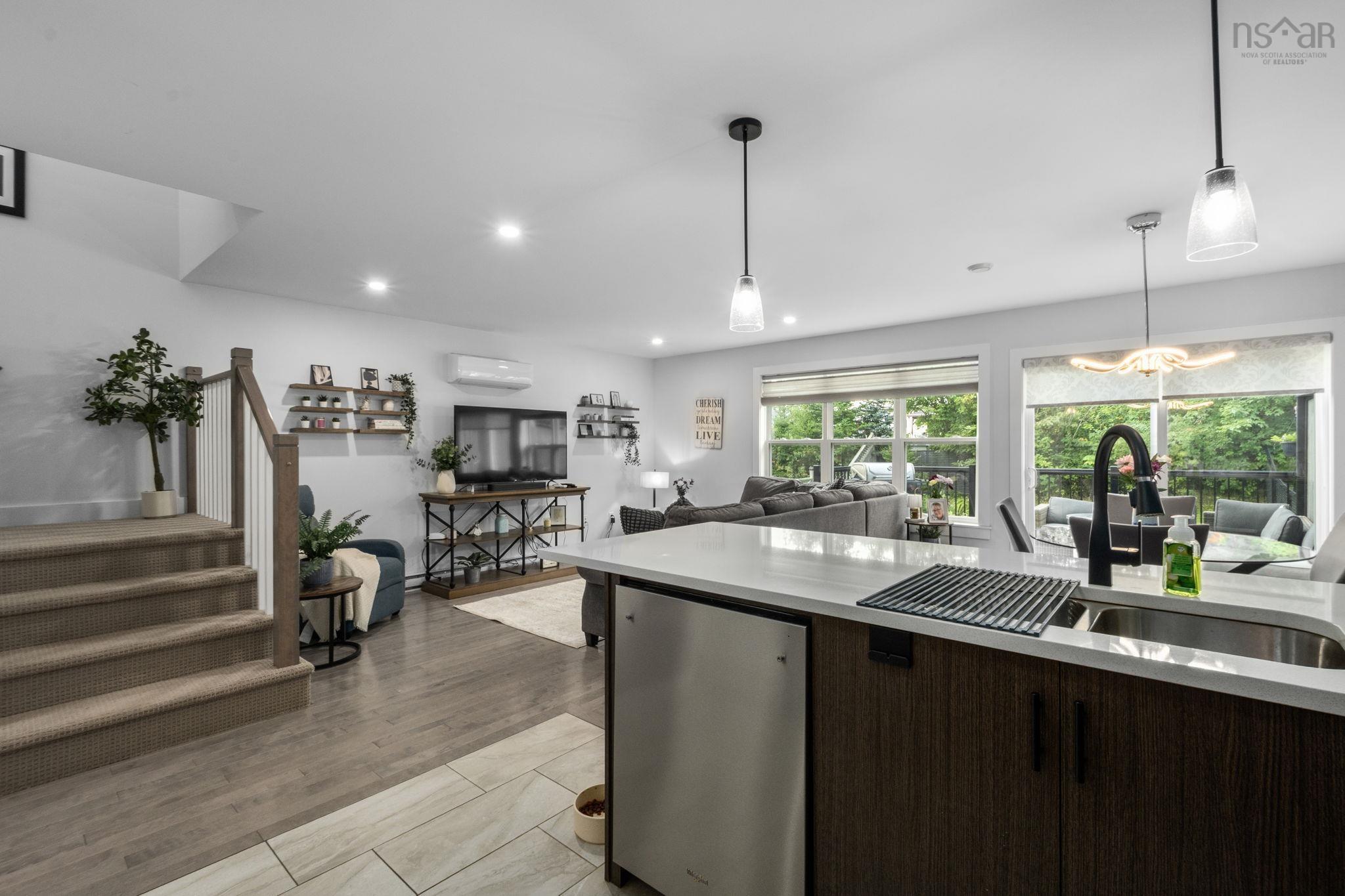 View image 11