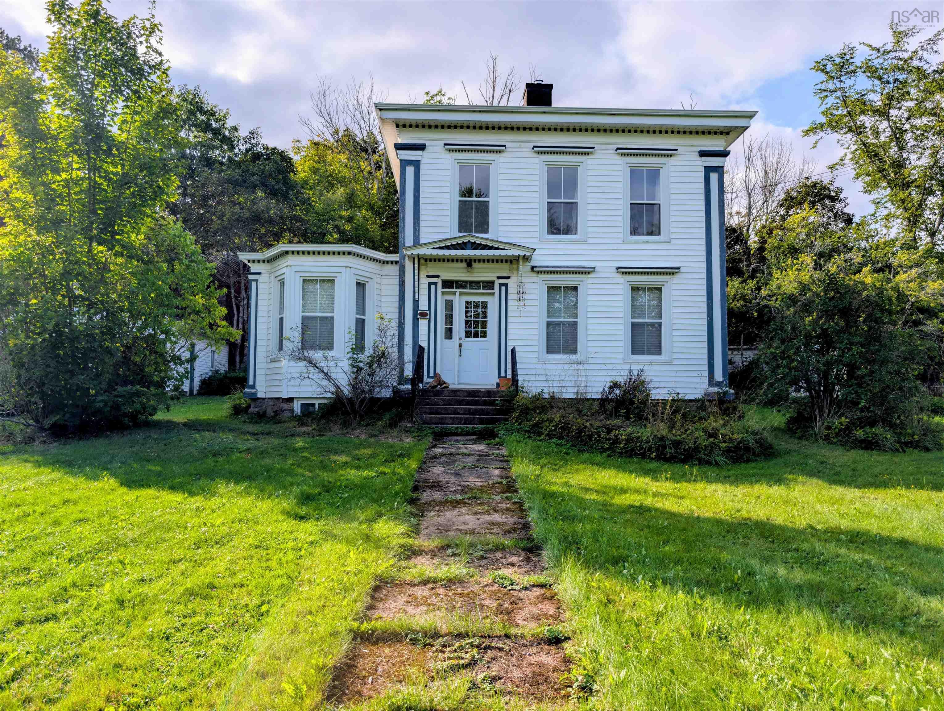 Thumbnail image for 17 Cedar Road MLS<sup>®</sup> 202623114