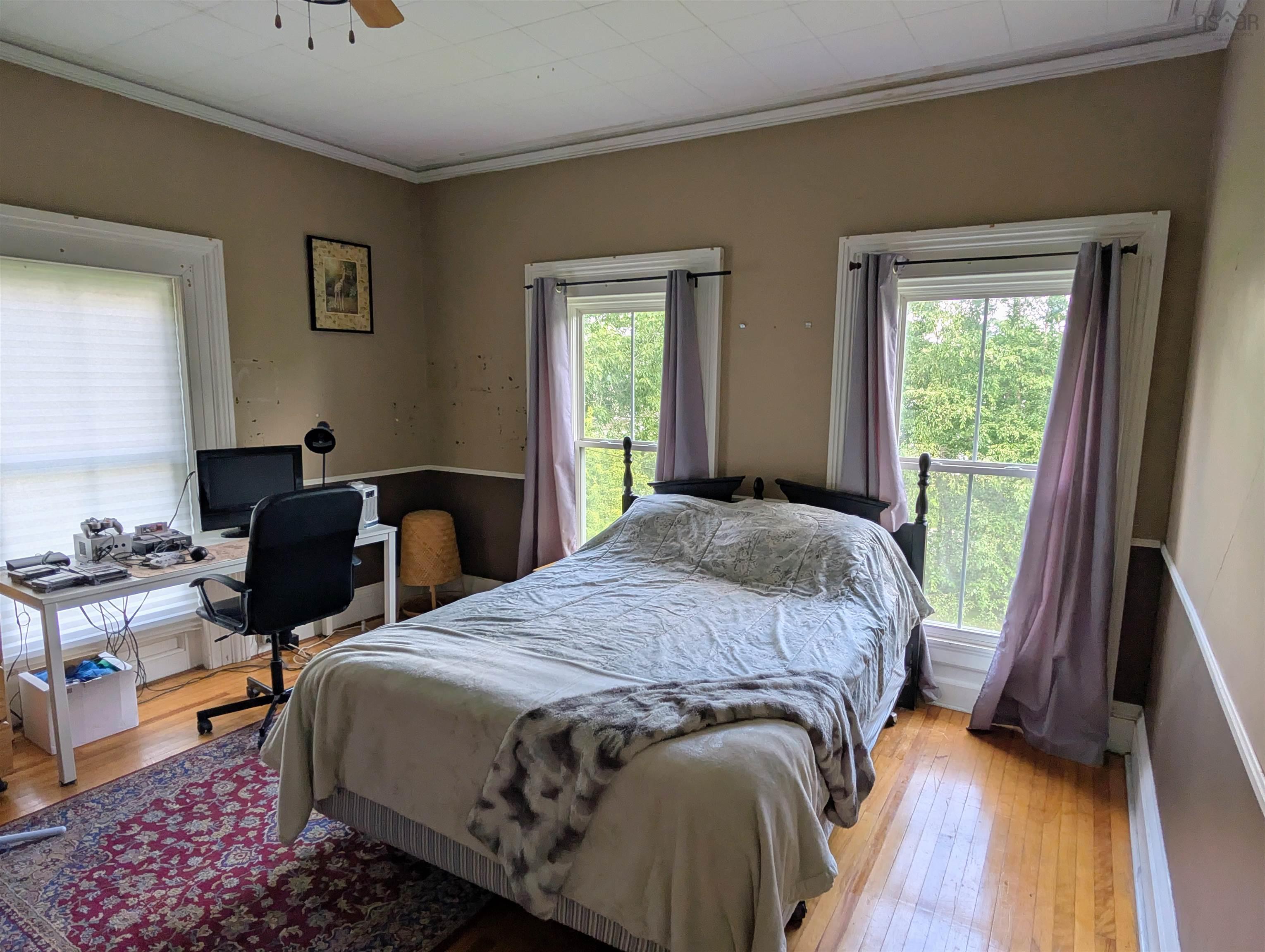 View image 10