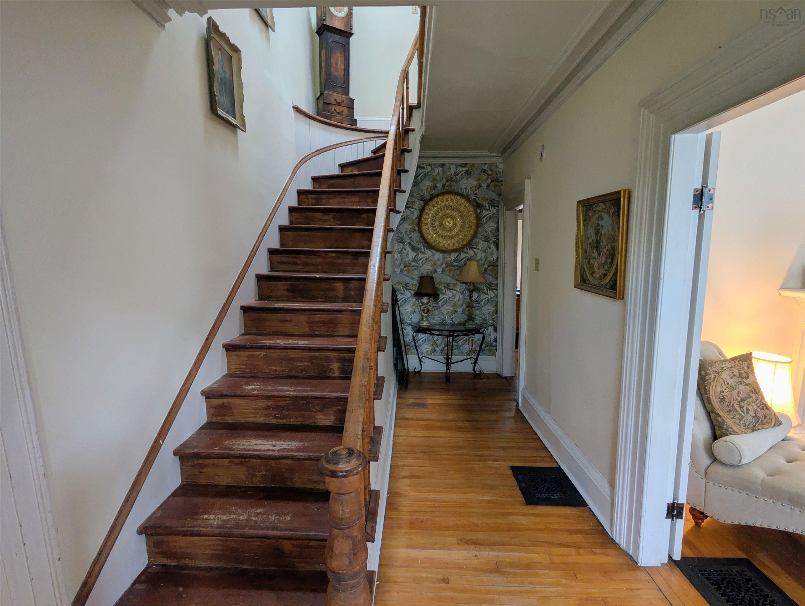 View image 19