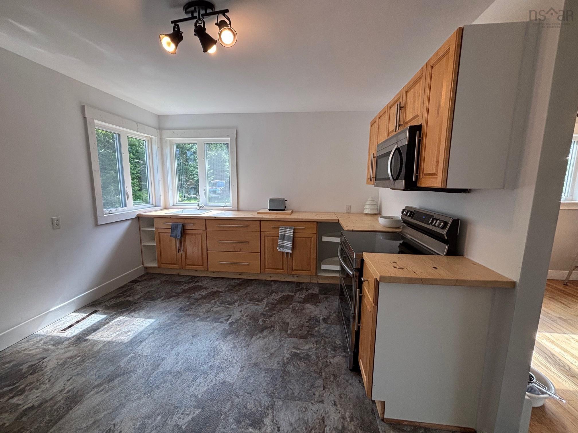 View image 8