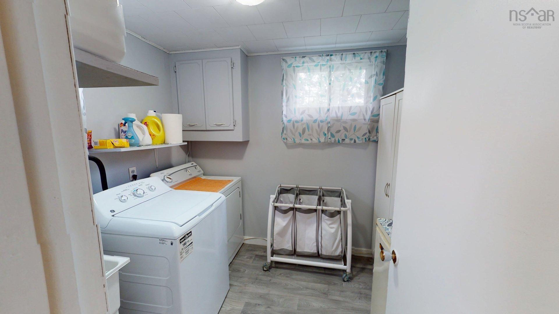 View image 18
