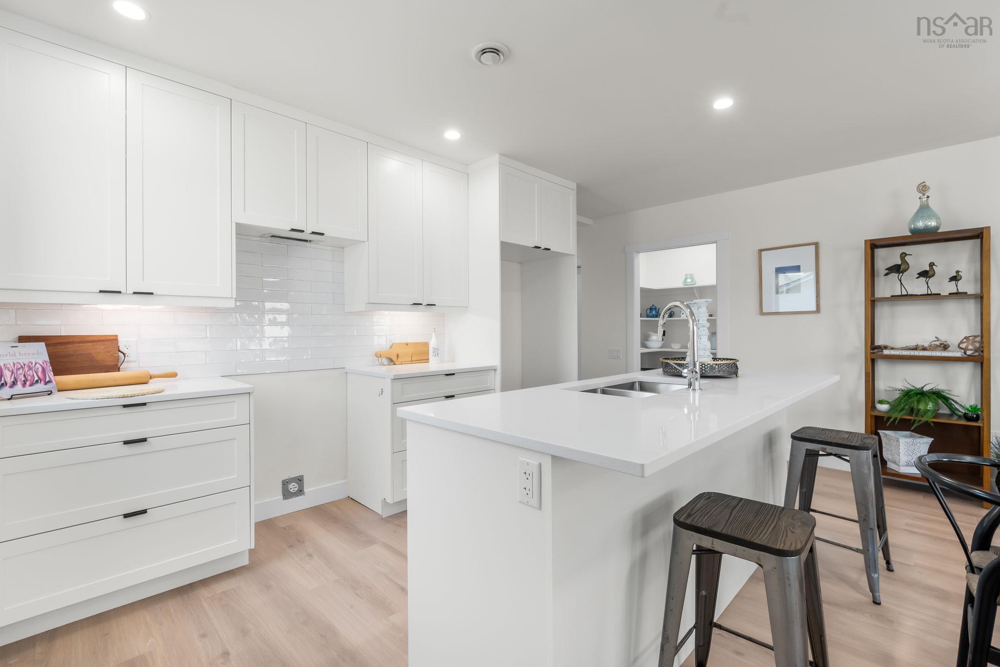 View image 17