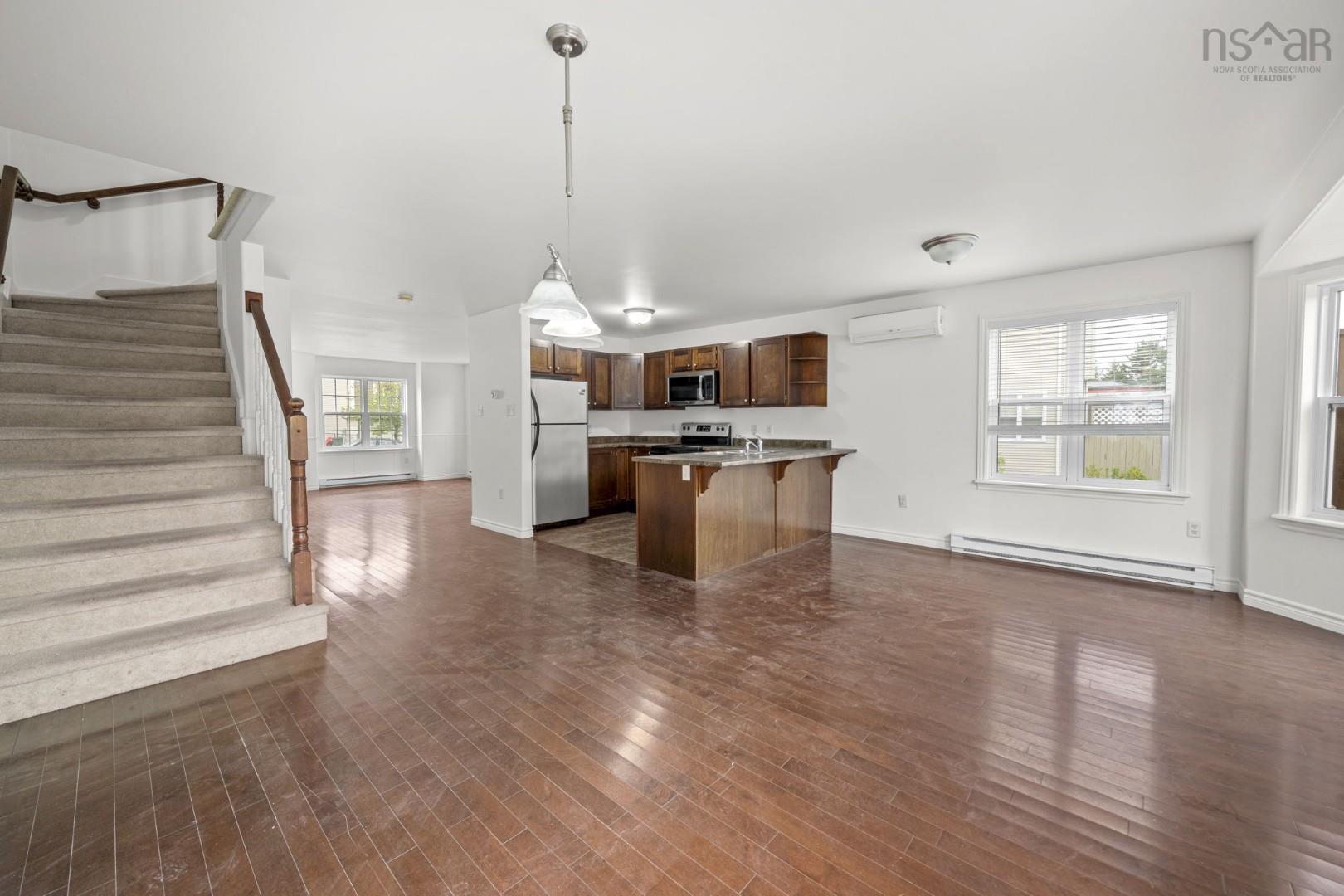 View image 18