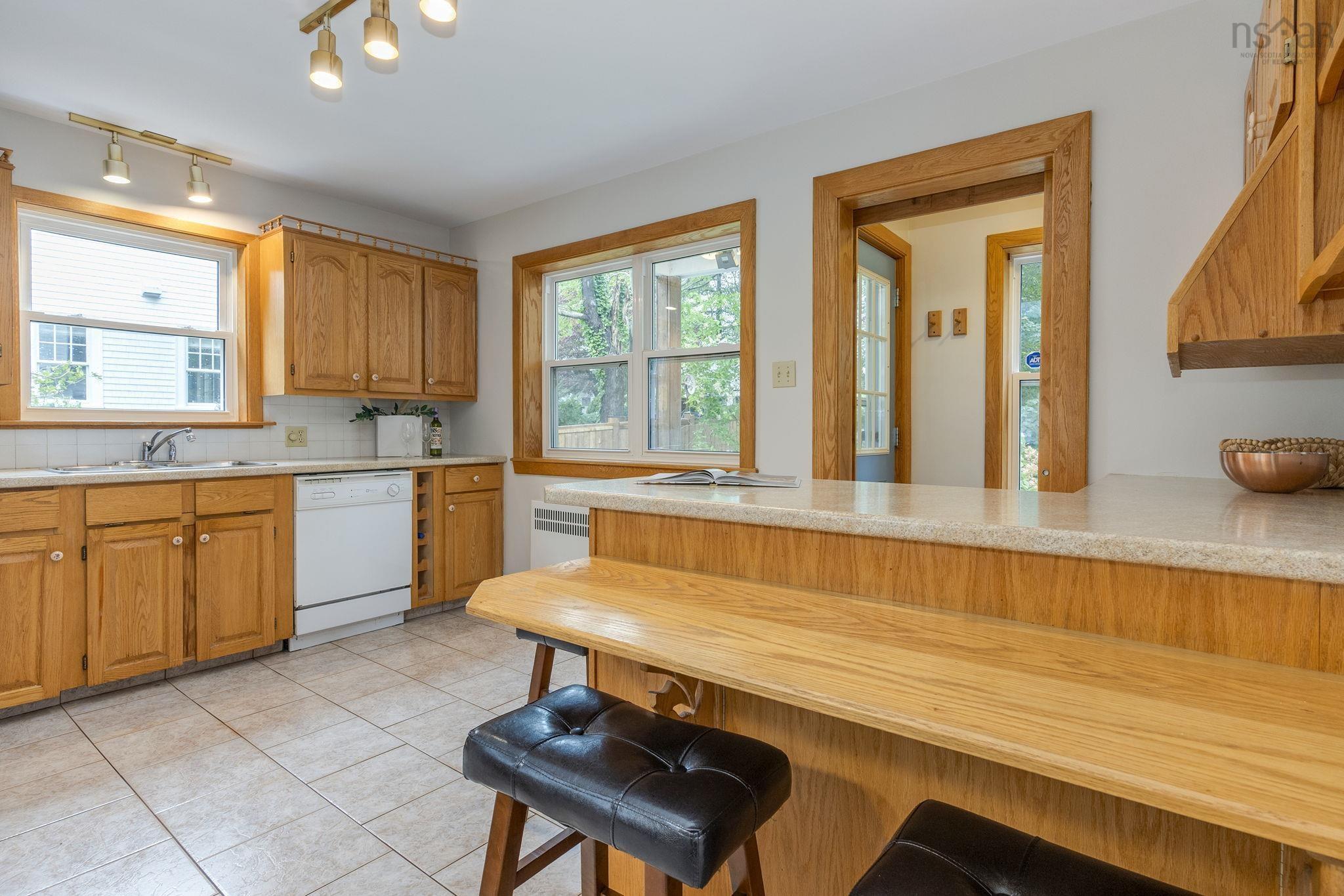 View image 18