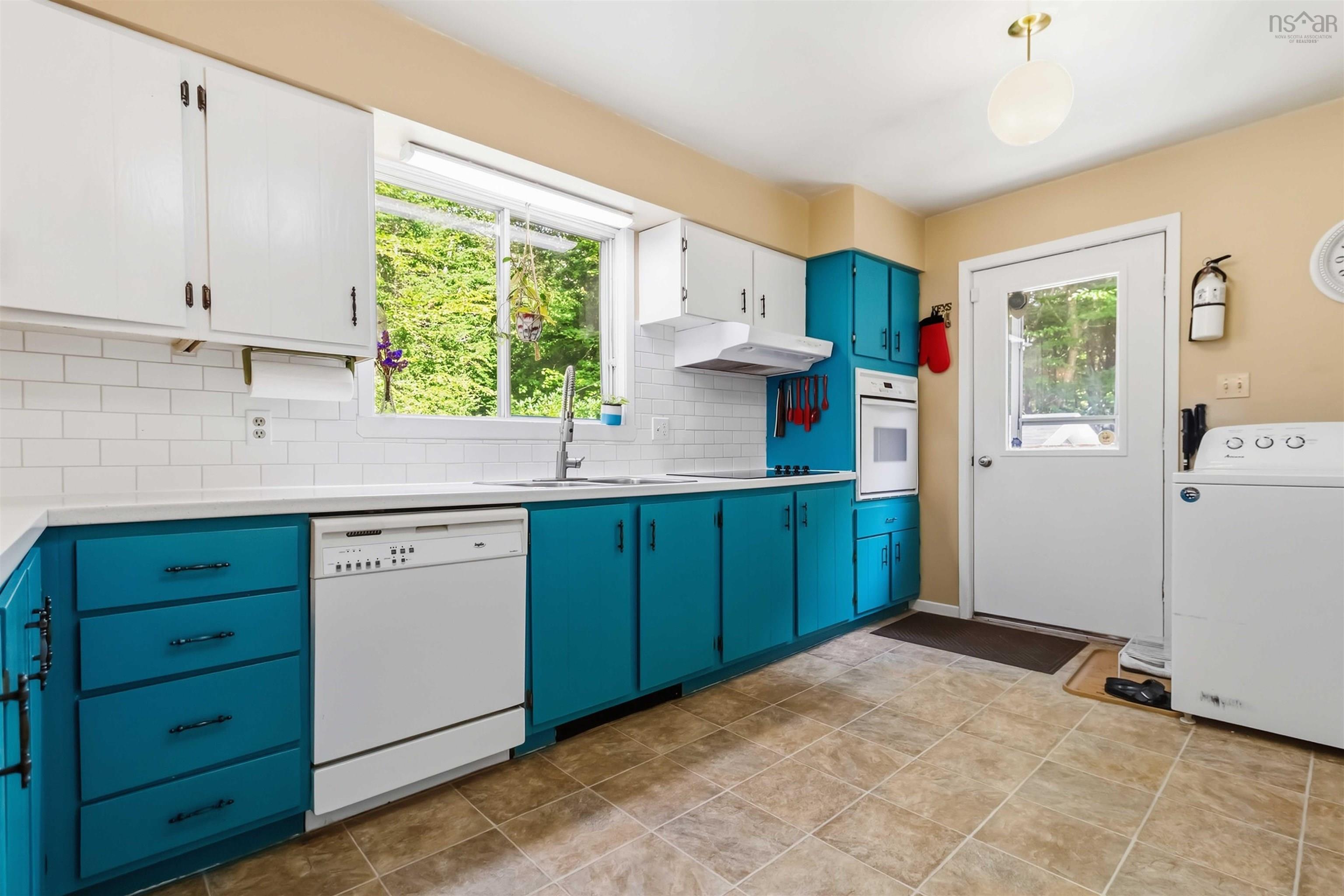 View image 17