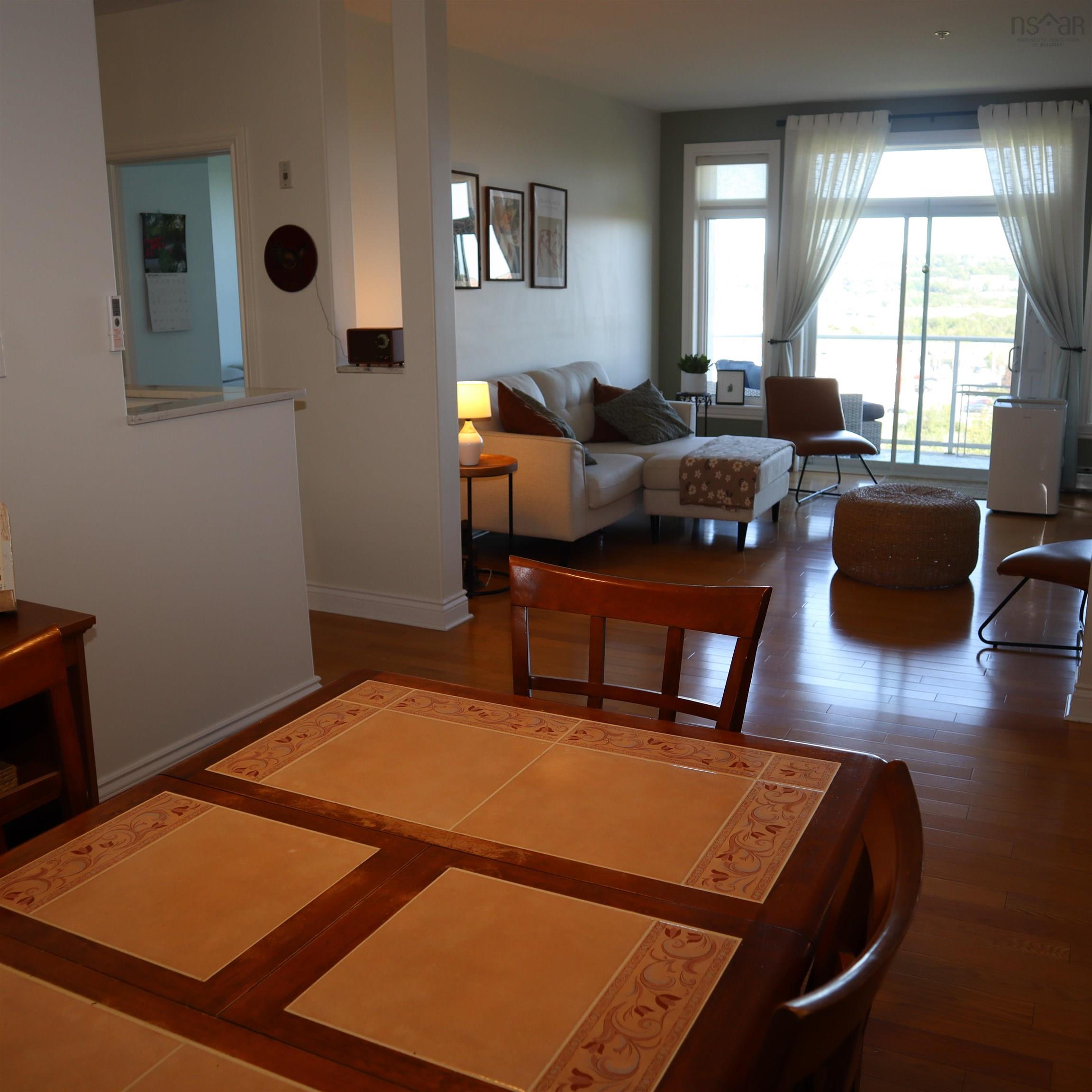 View image 12
