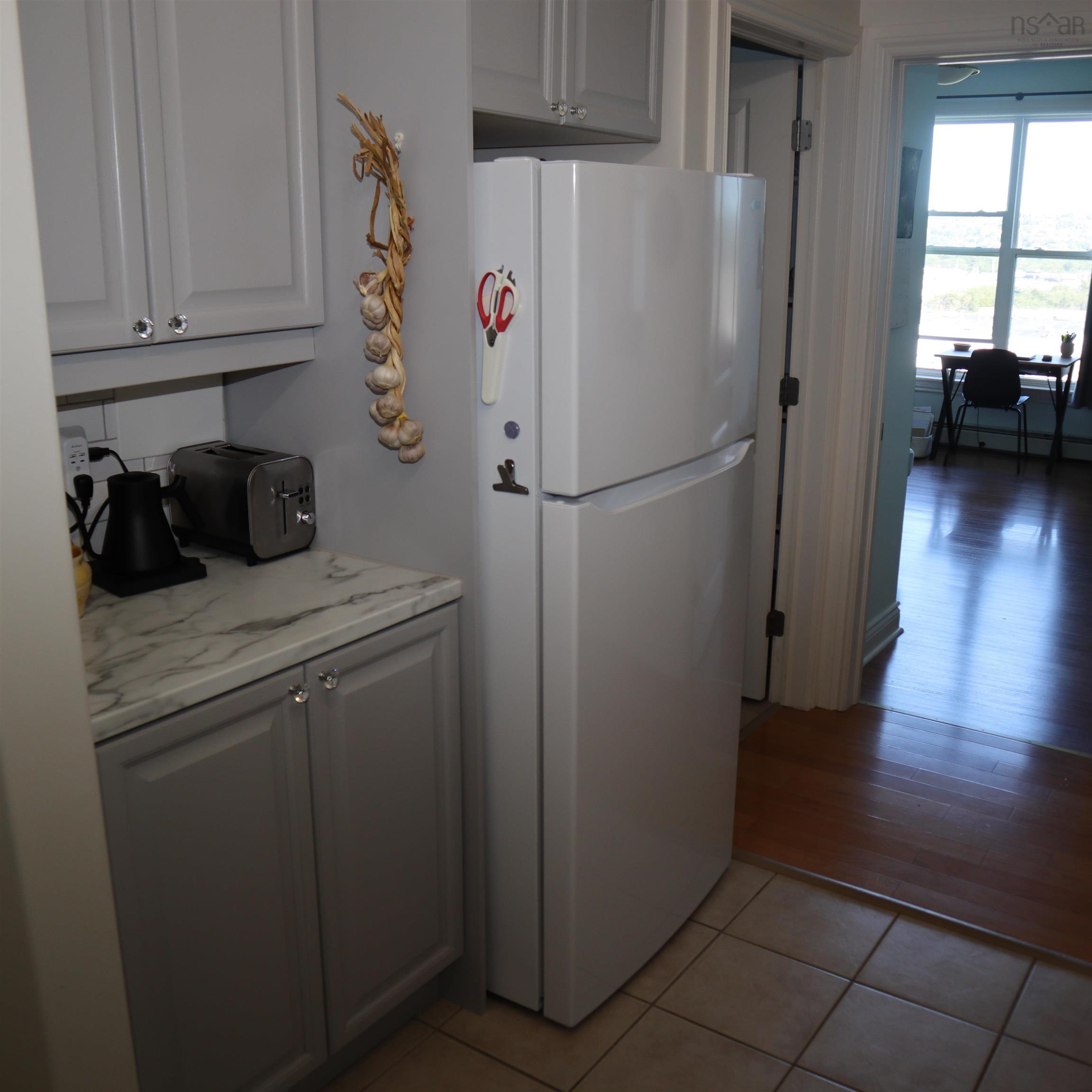 View image 9