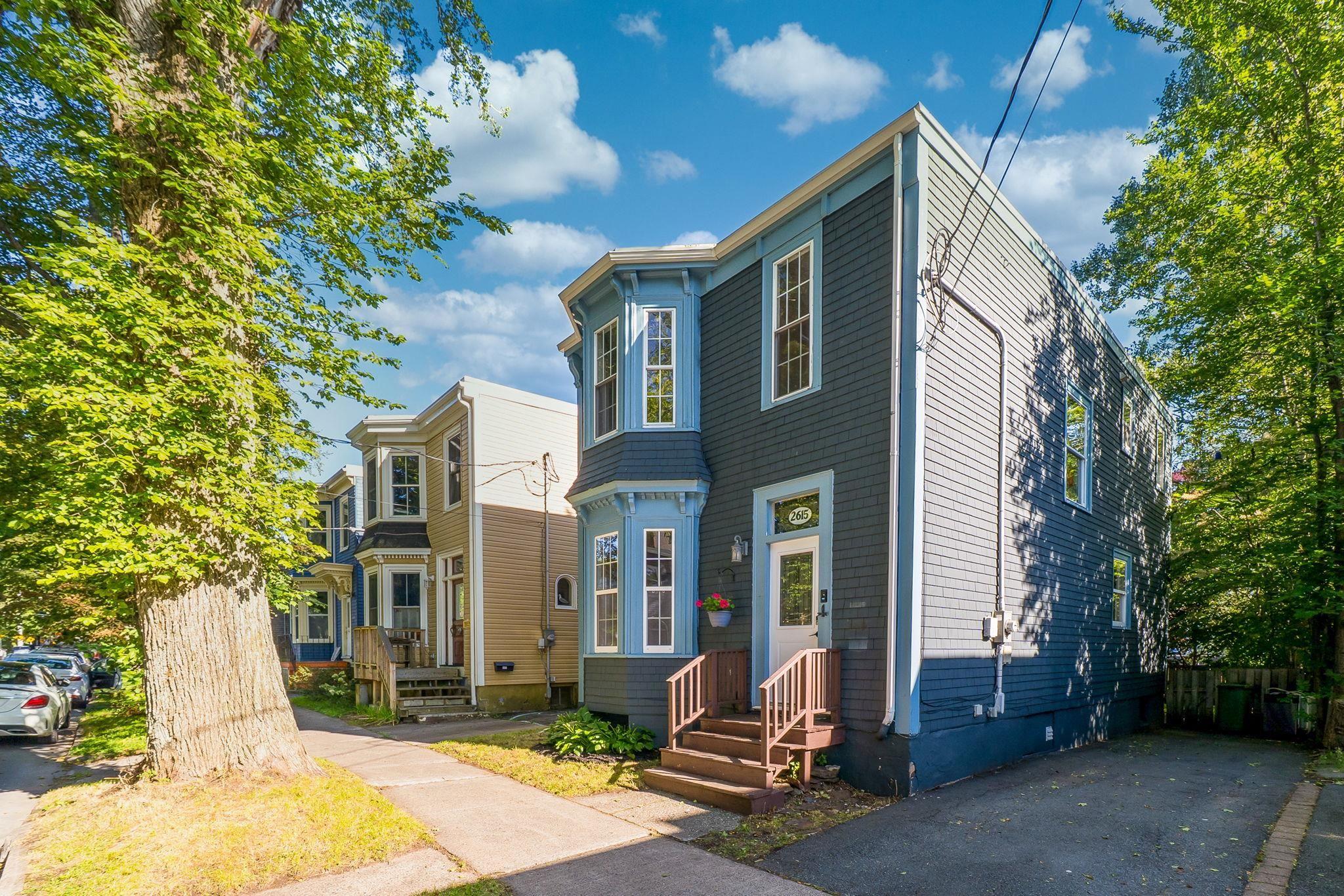 Thumbnail image for 2615 Fuller Terrace MLS<sup>®</sup> 202623287