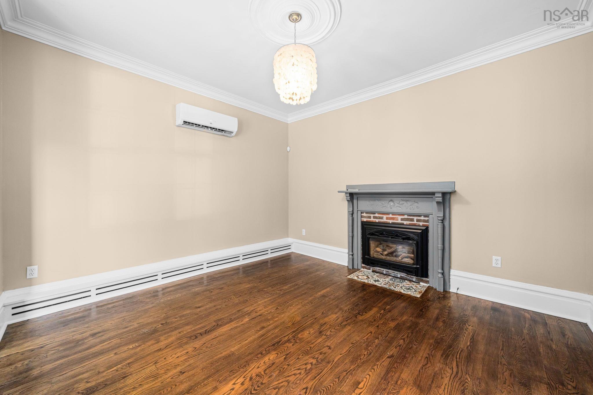 View image 10