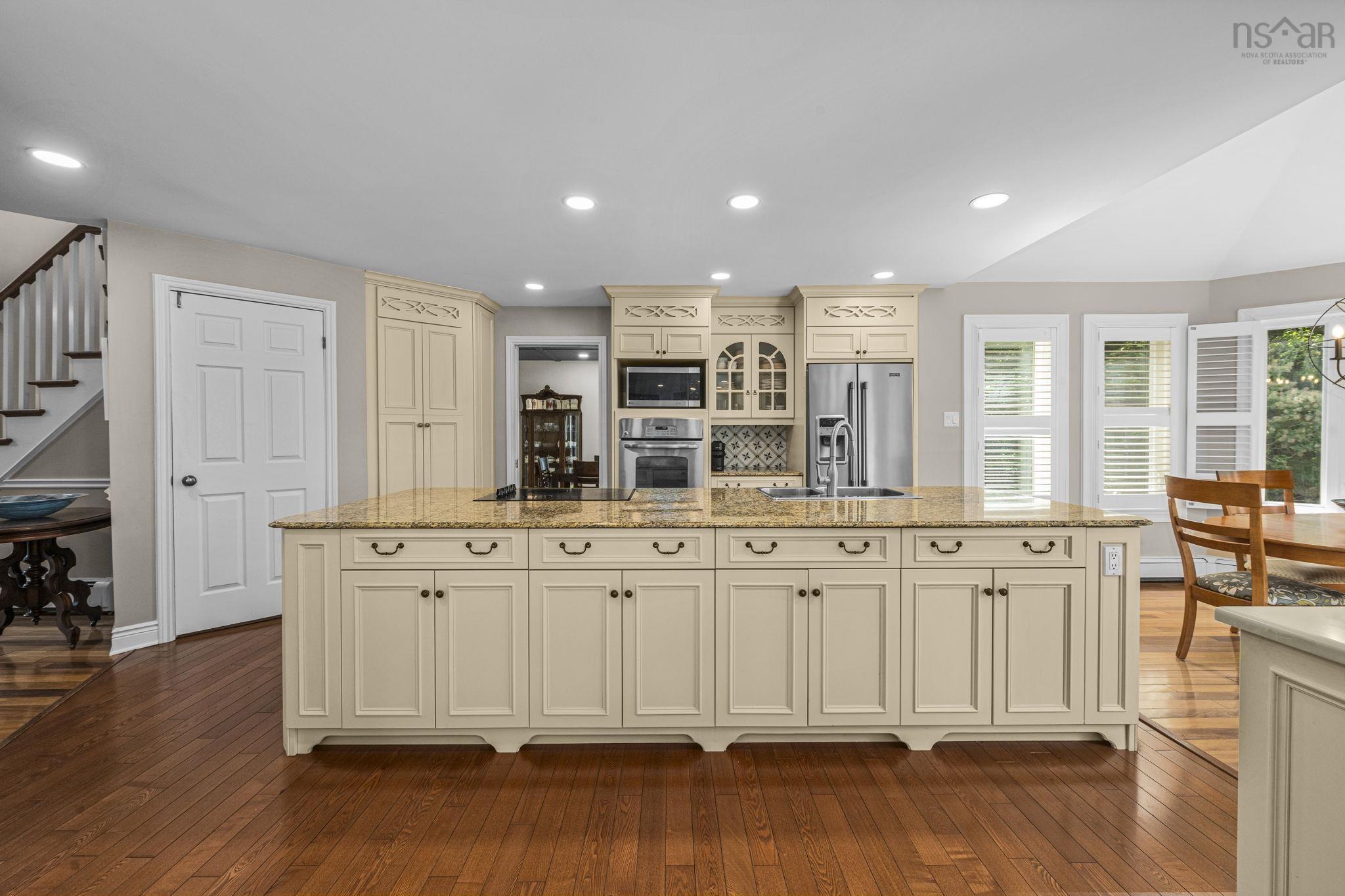 View image 13