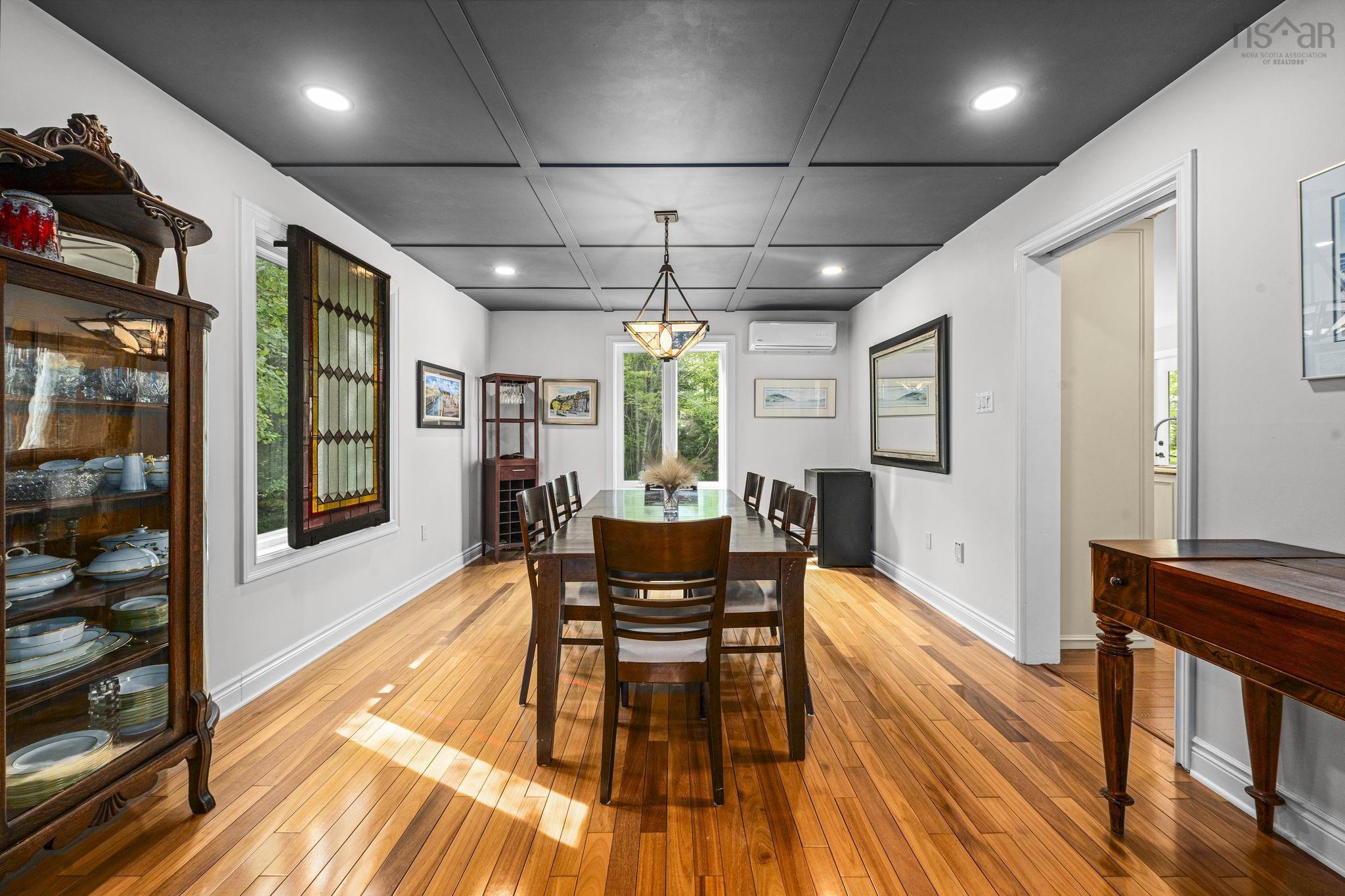 View image 19